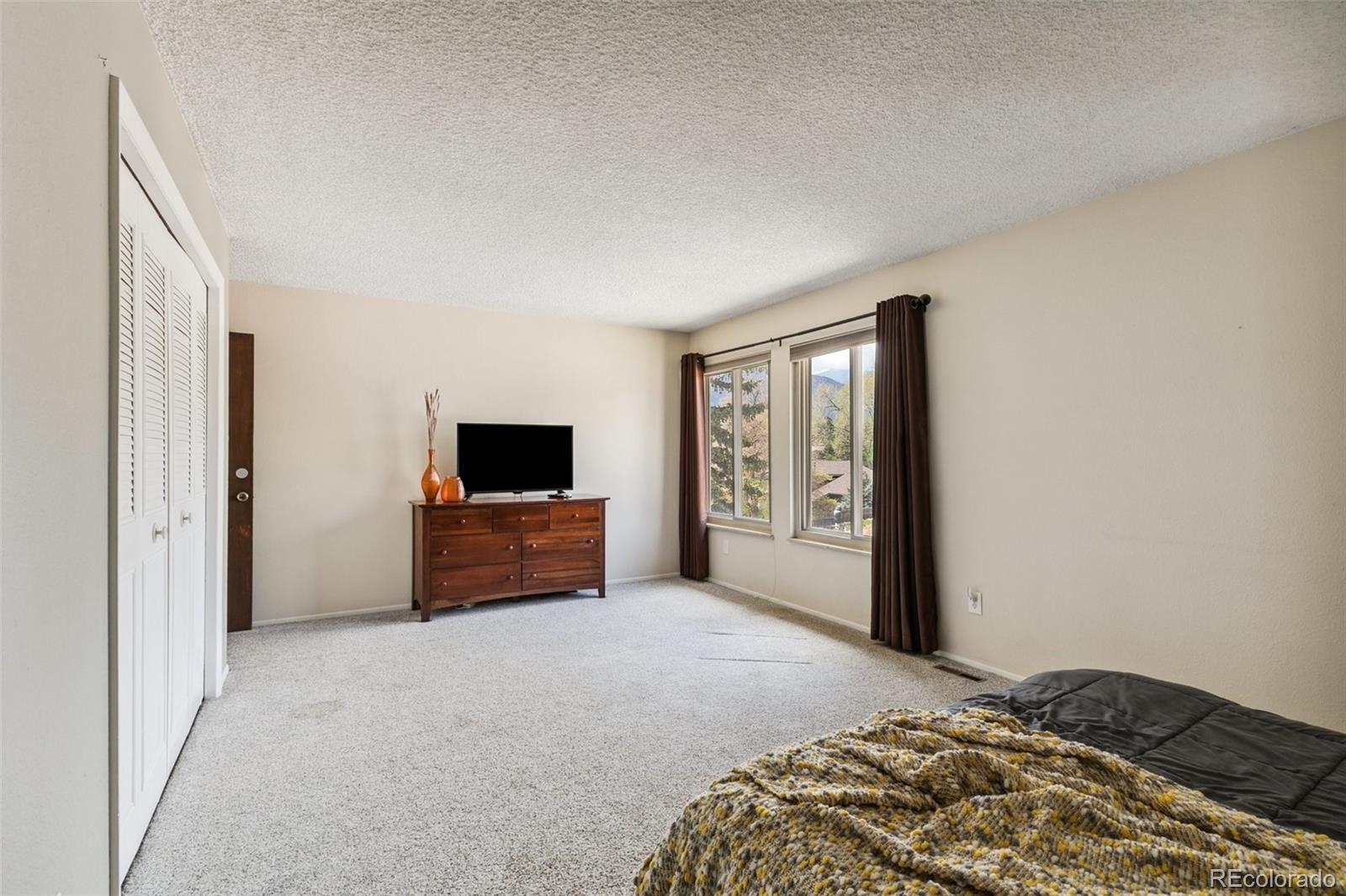 MLS Image #17 for 674  gilcrest road,colorado springs, Colorado