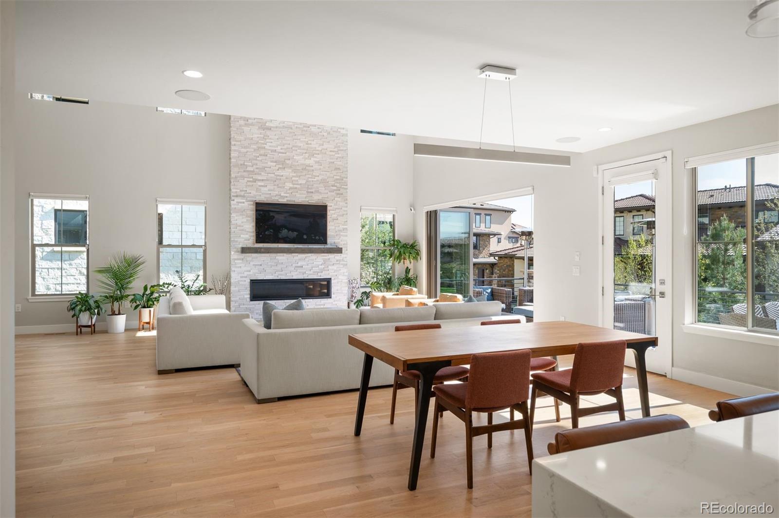 MLS Image #6 for 2136 s juniper street,lakewood, Colorado