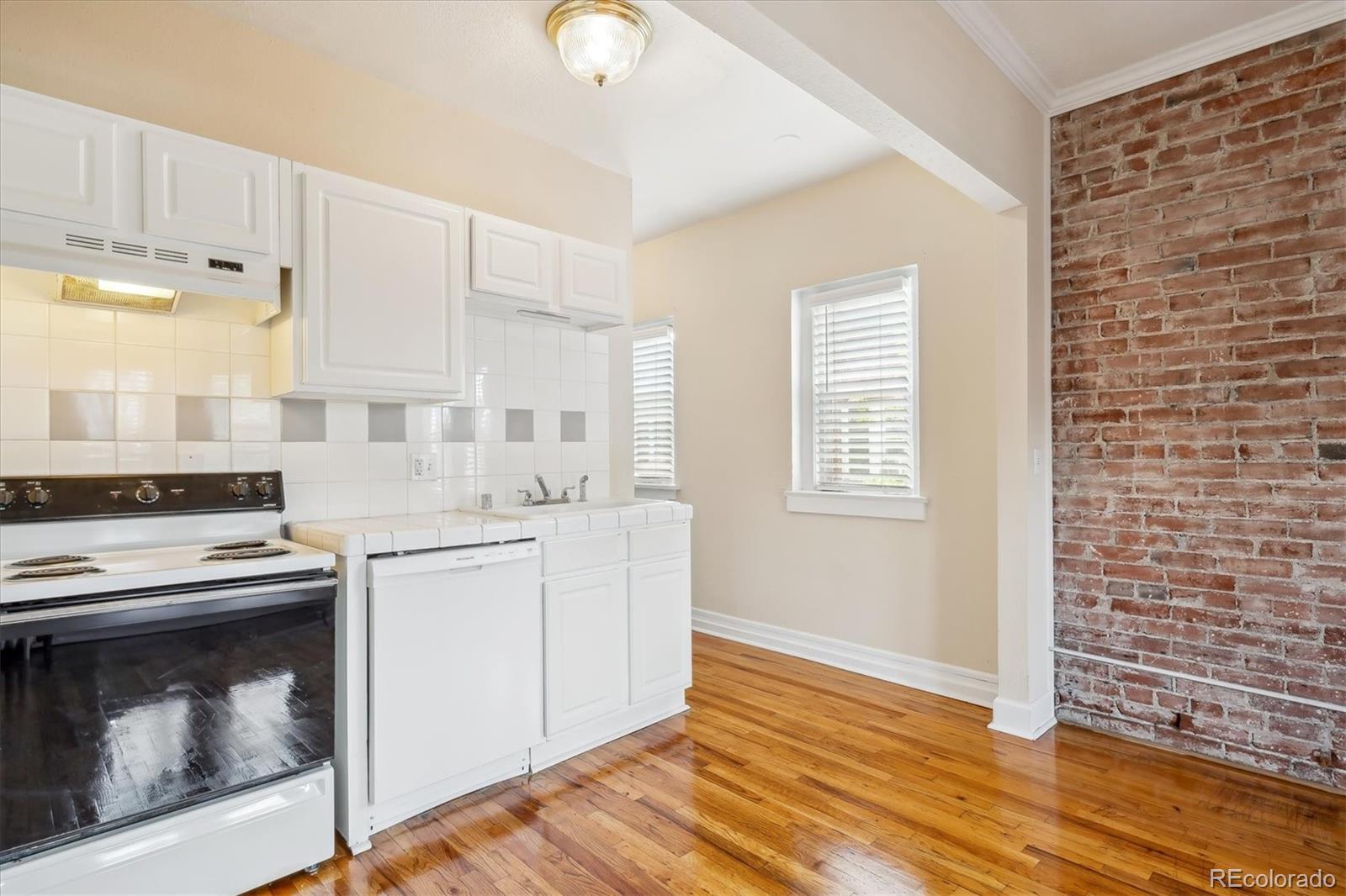 MLS Image #8 for 1351 n washington street 23,denver, Colorado
