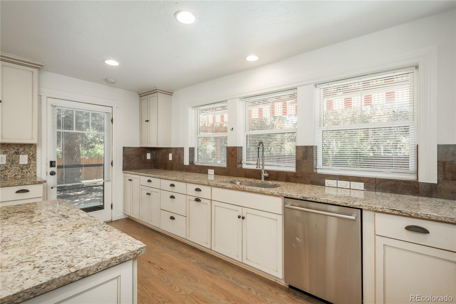 MLS Image #12 for 5000 s chester street,greenwood village, Colorado