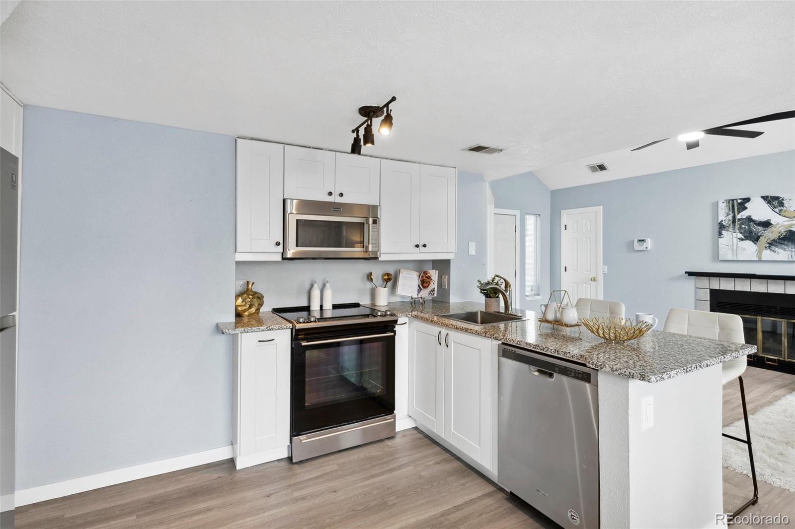 MLS Image #5 for 8500 e jefferson avenue,denver, Colorado