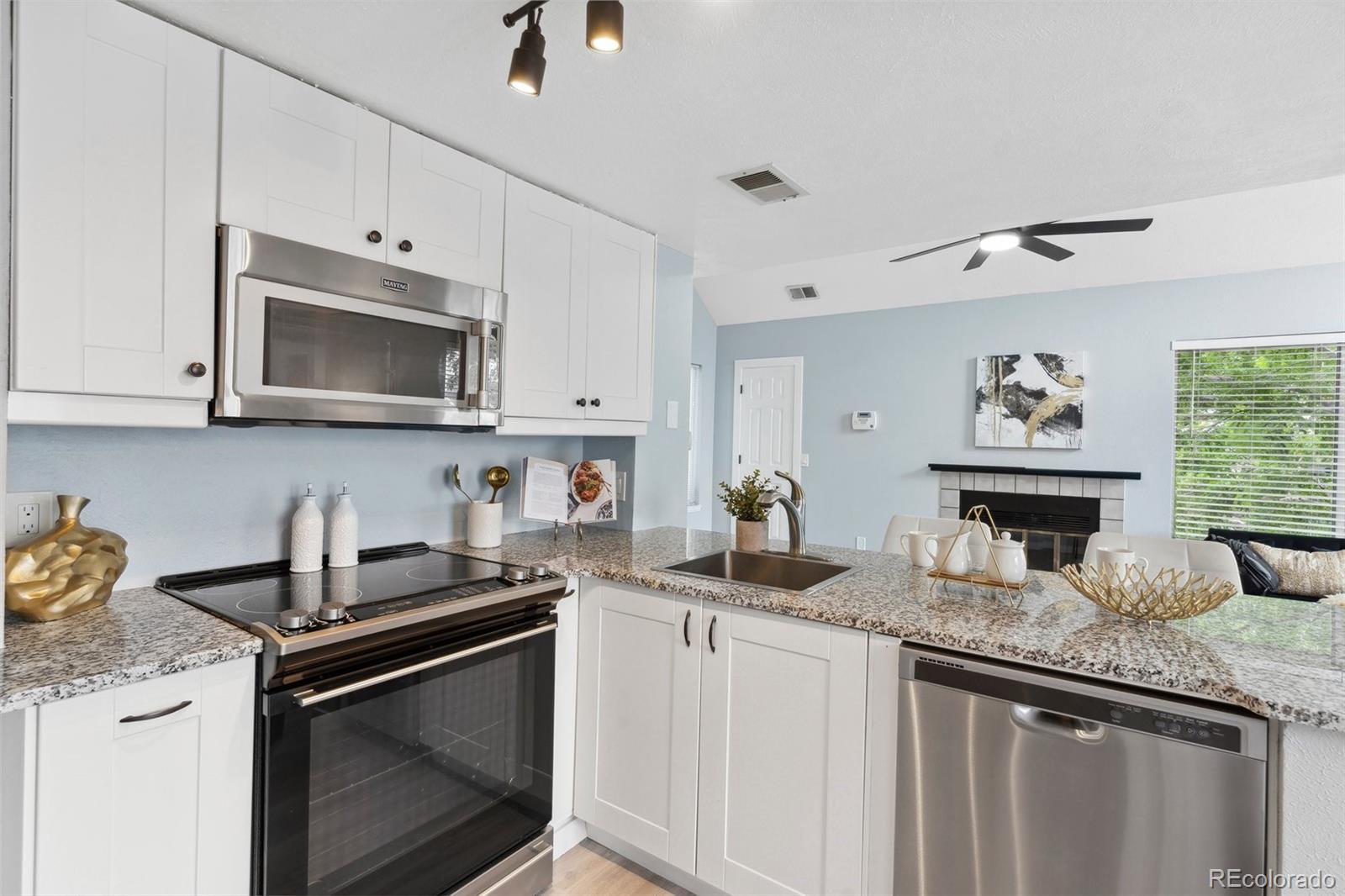 MLS Image #7 for 8500 e jefferson avenue,denver, Colorado