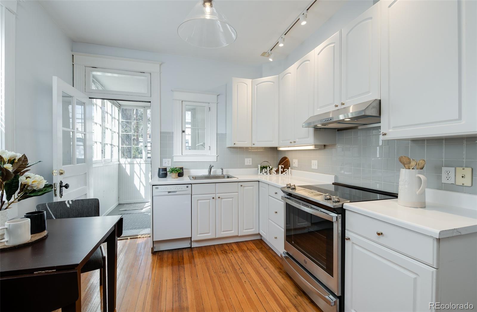 MLS Image #9 for 1817 - 1821 vine  vine street,denver, Colorado
