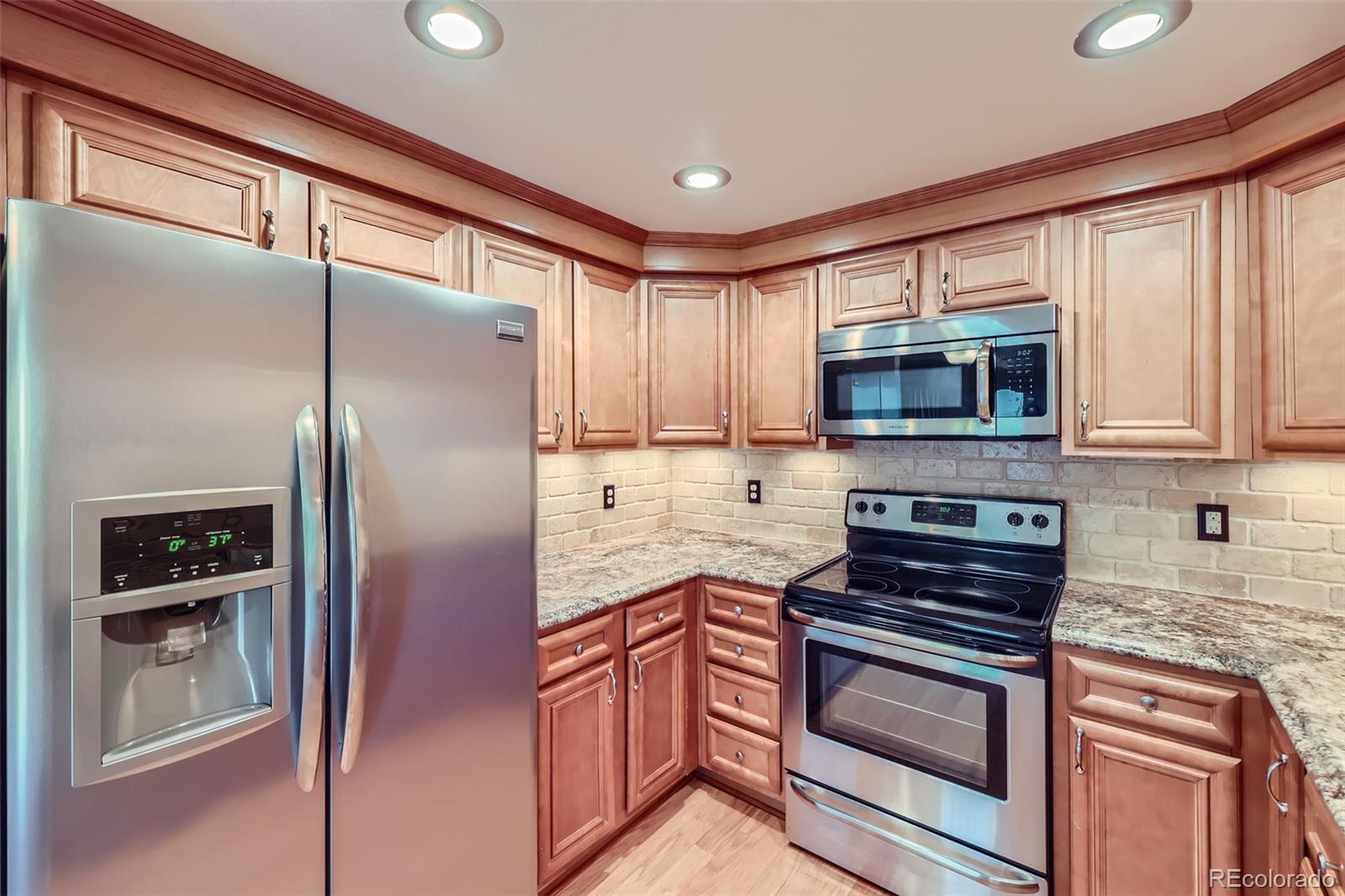 MLS Image #7 for 701  harlan street,lakewood, Colorado