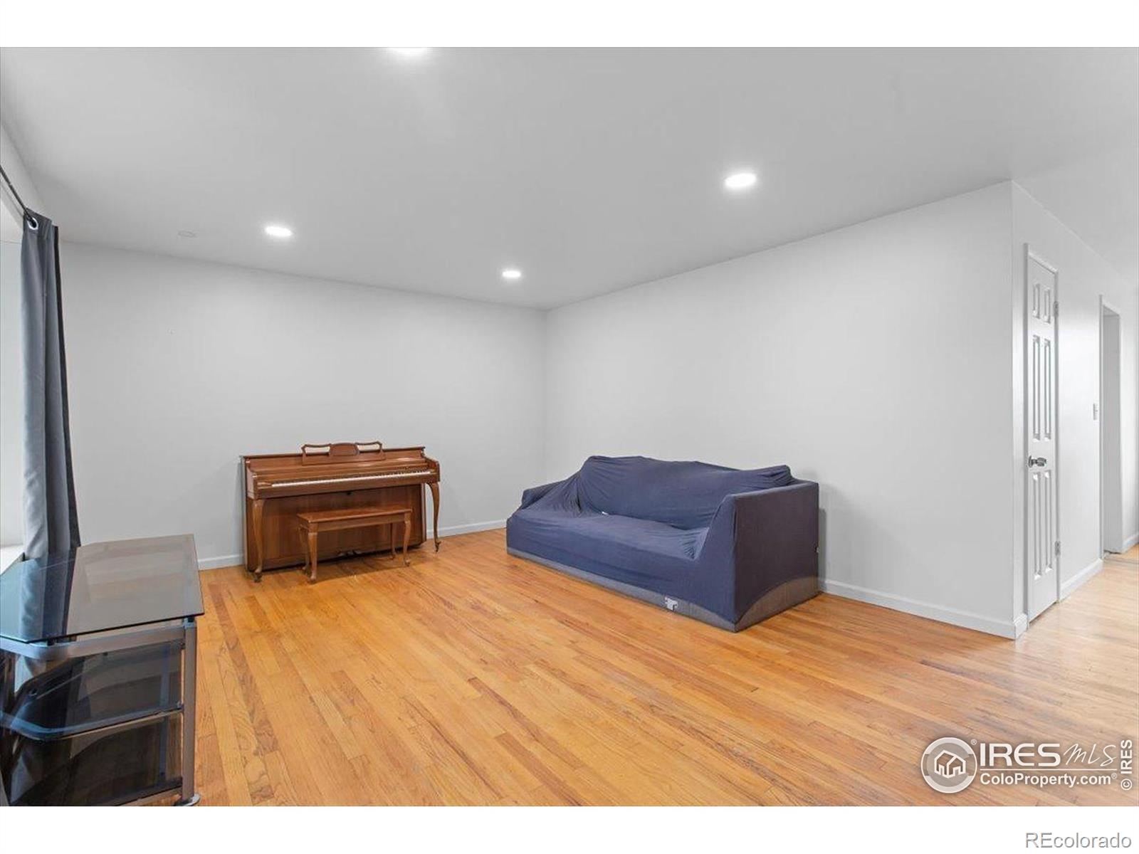 MLS Image #1 for 690 w 1st avenue,broomfield, Colorado