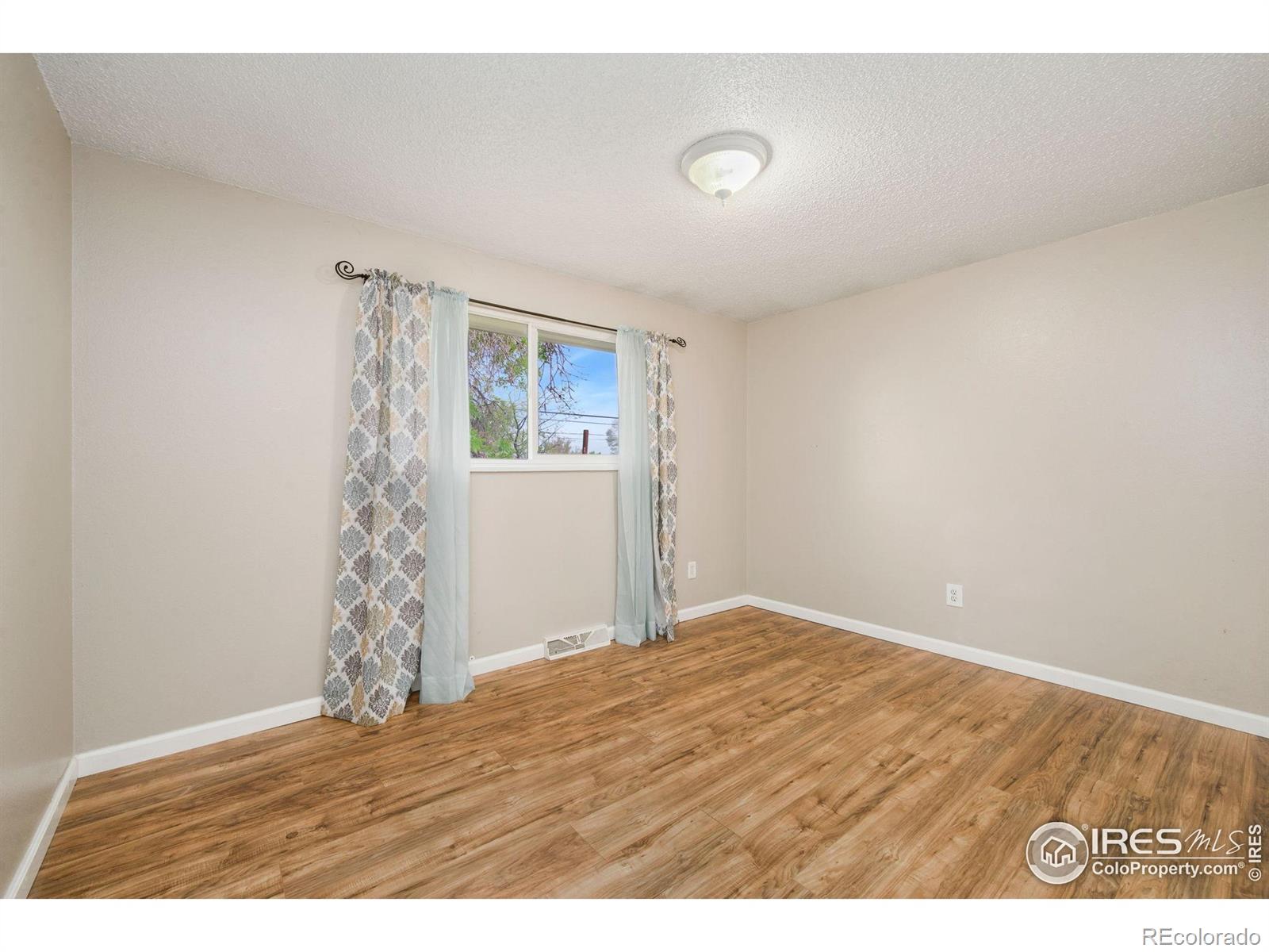 MLS Image #8 for 3020  sunset drive,evans, Colorado