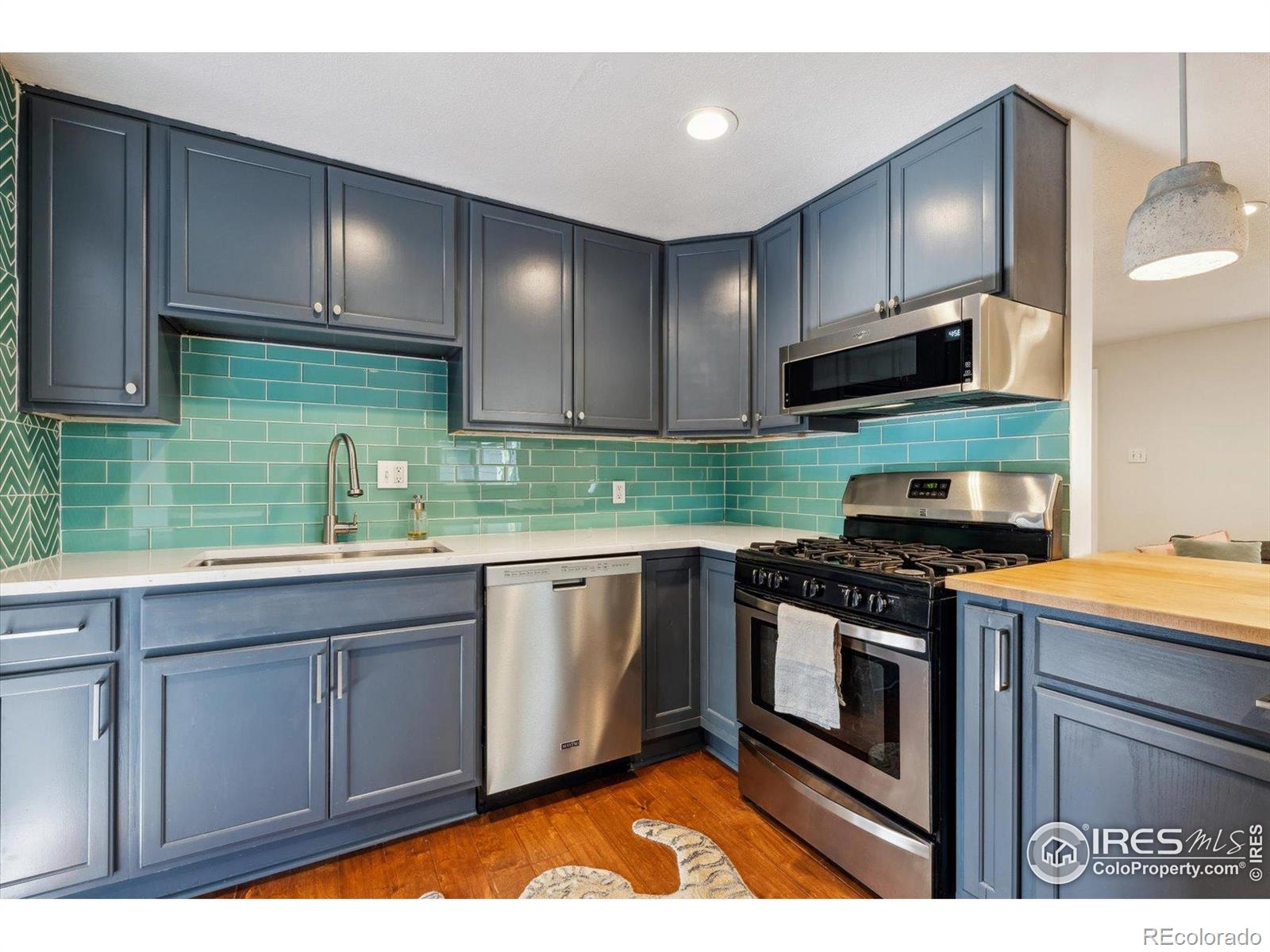 MLS Image #10 for 1343  gay street,longmont, Colorado