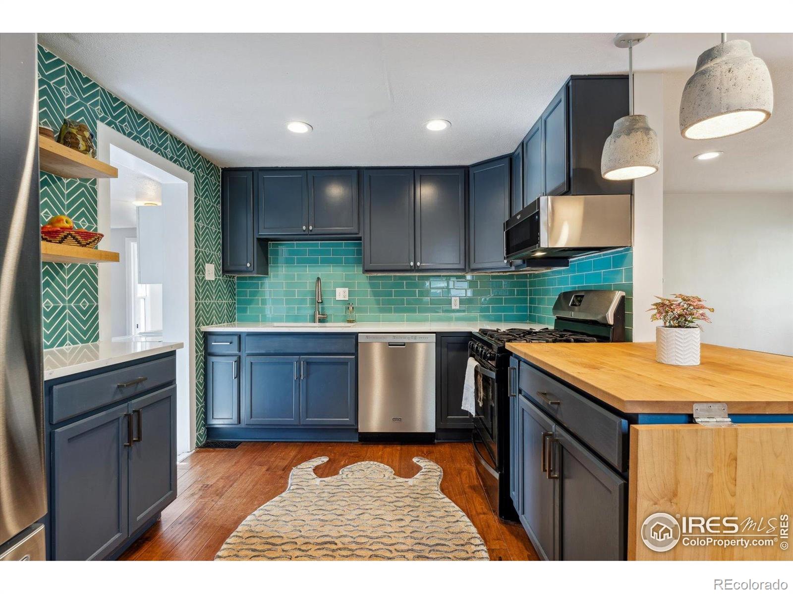 MLS Image #11 for 1343  gay street,longmont, Colorado
