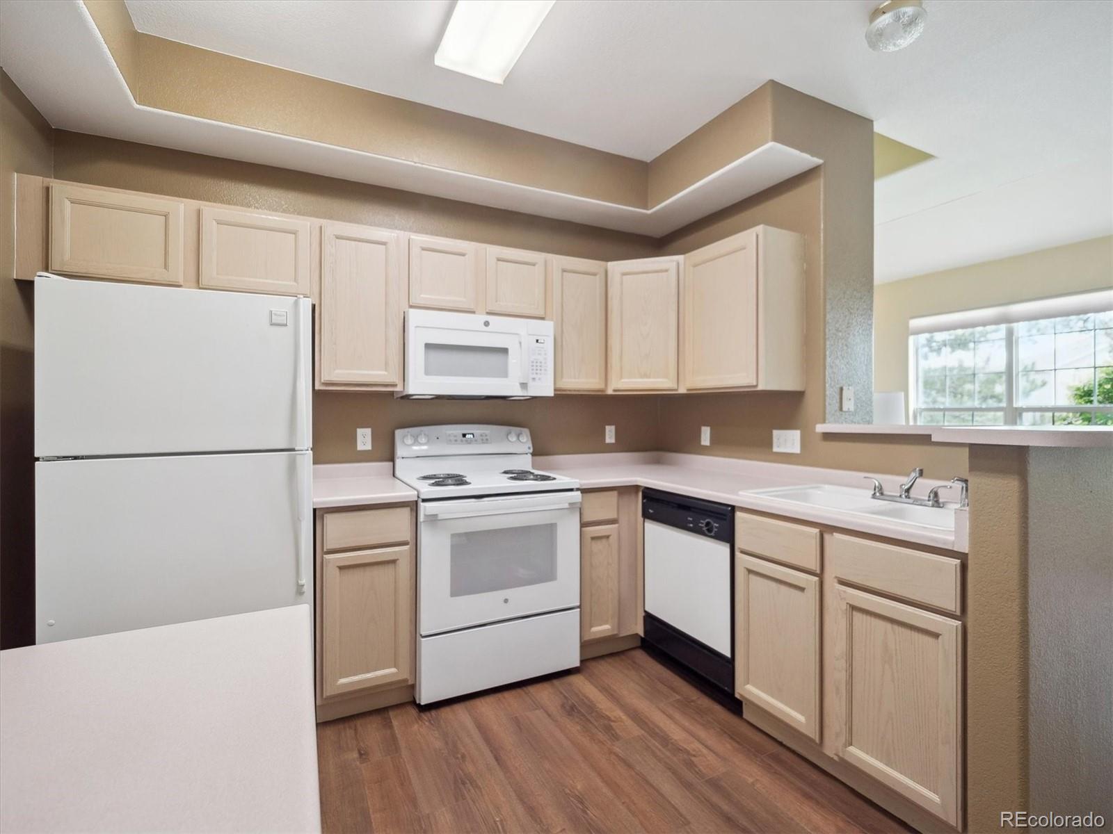 MLS Image #10 for 8371 s upham way 103,littleton, Colorado