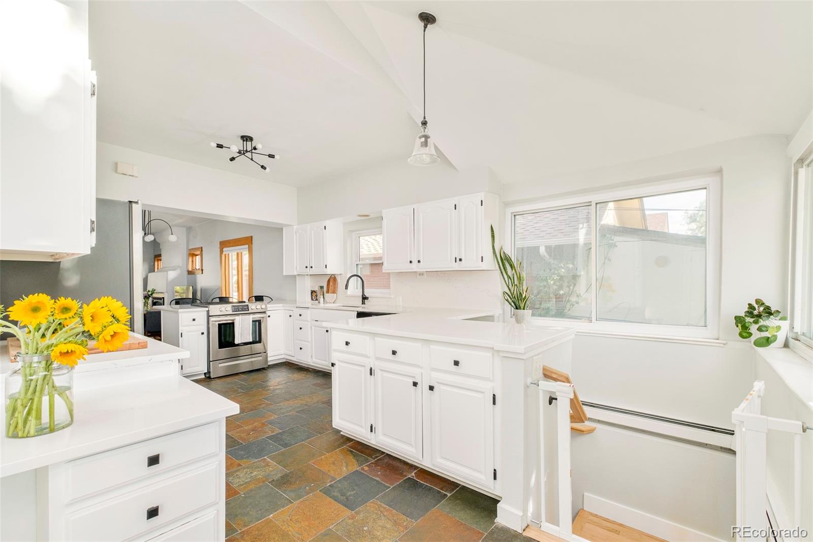 MLS Image #16 for 277 s gilpin street,denver, Colorado