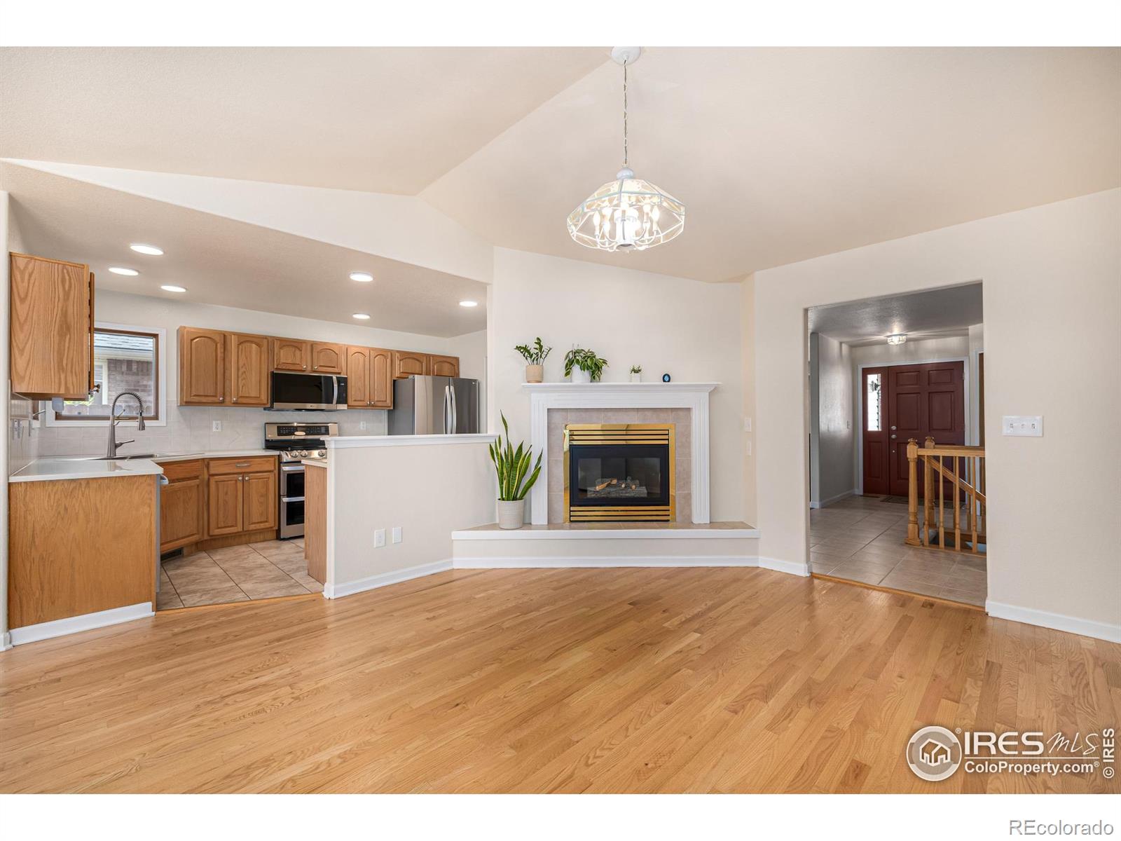 MLS Image #14 for 2072  skylark court,longmont, Colorado