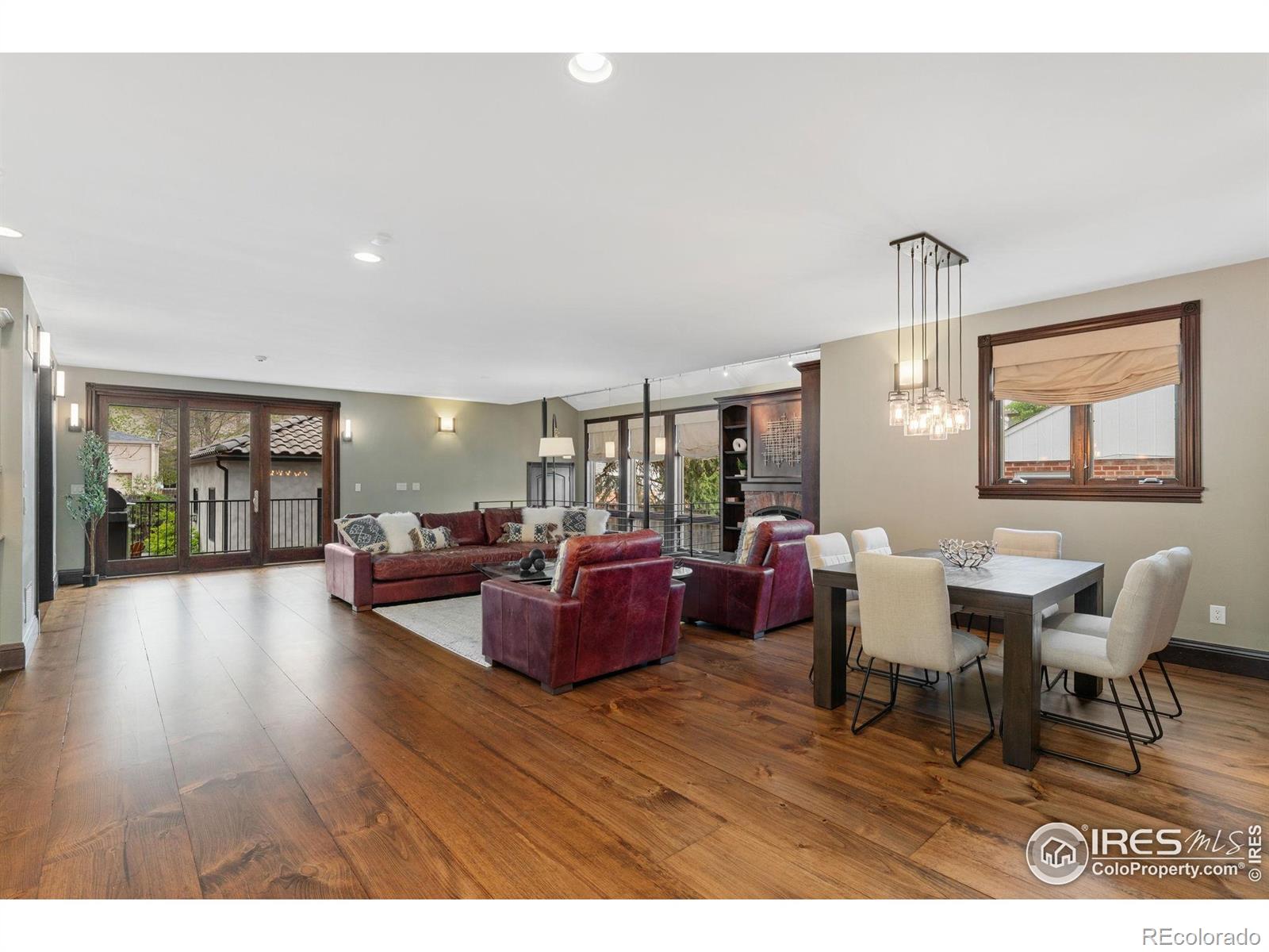 MLS Image #11 for 1376 s clayton street,denver, Colorado