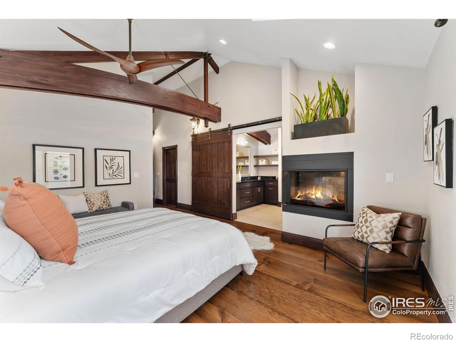 MLS Image #19 for 1376 s clayton street,denver, Colorado