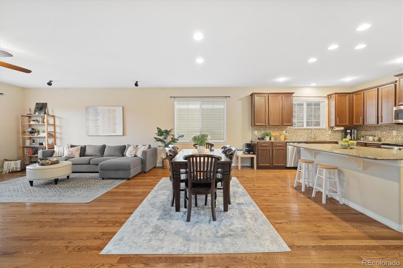 MLS Image #10 for 25811 e archer avenue,aurora, Colorado
