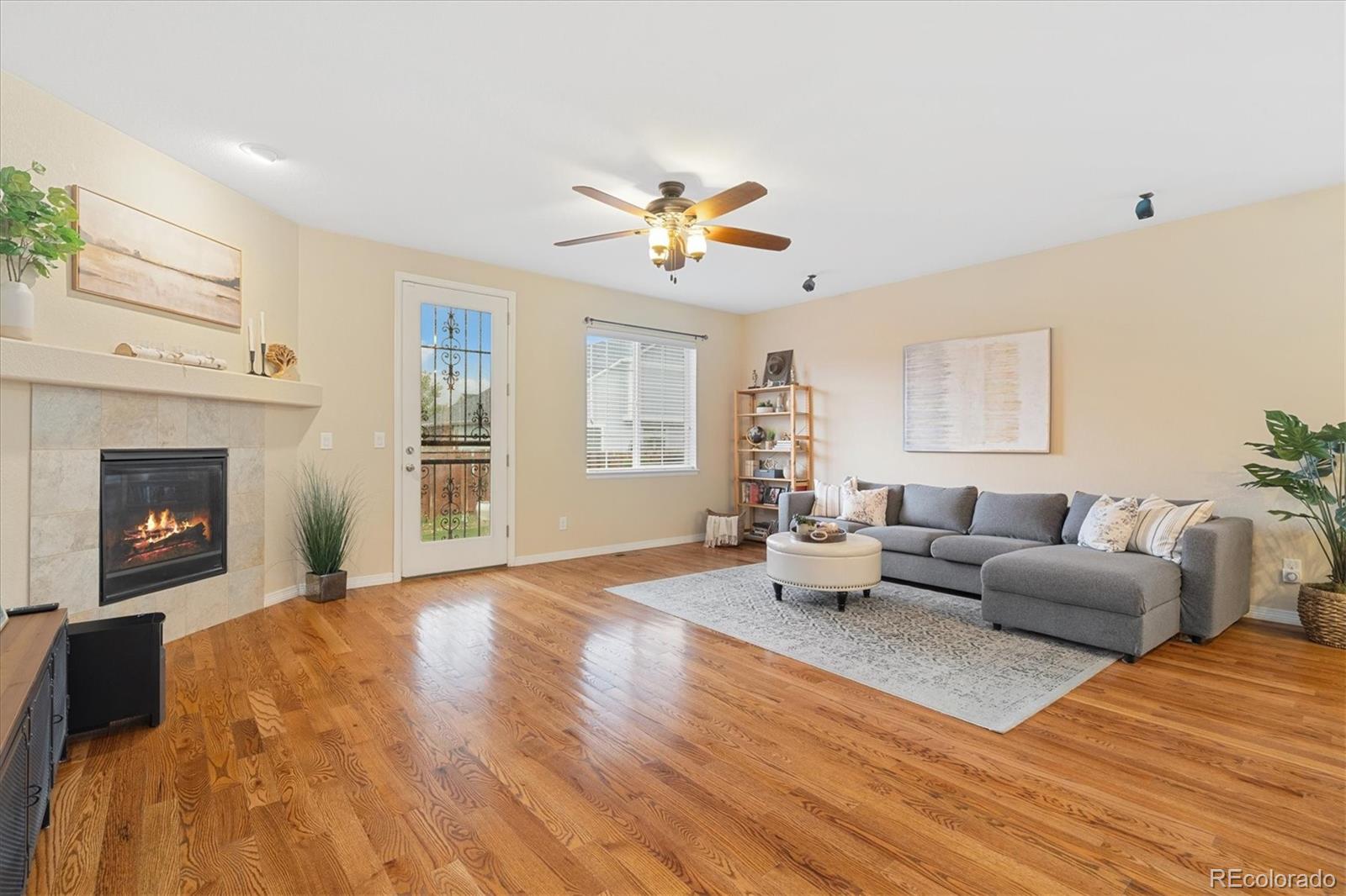 MLS Image #4 for 25811 e archer avenue,aurora, Colorado