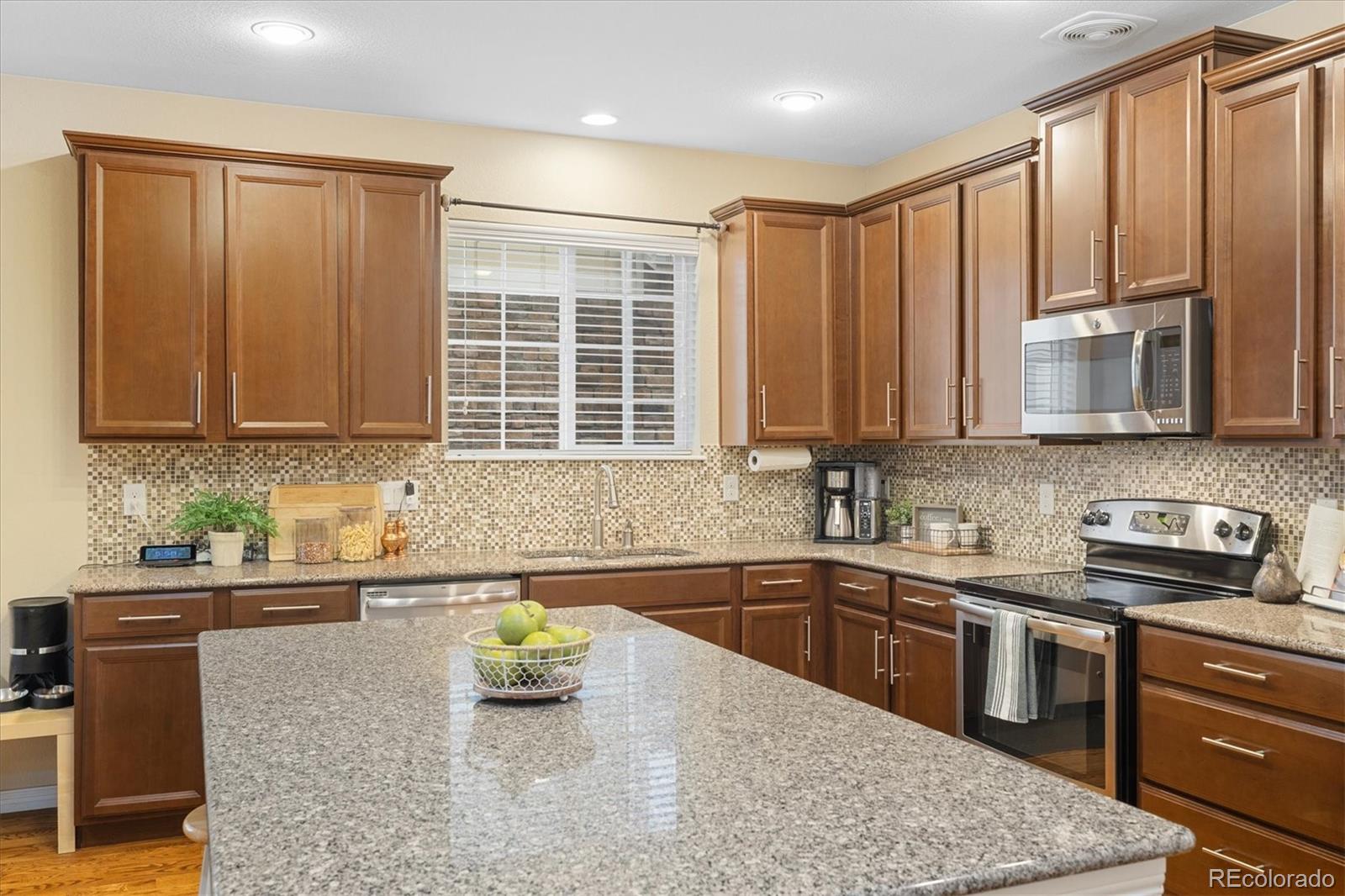 MLS Image #8 for 25811 e archer avenue,aurora, Colorado