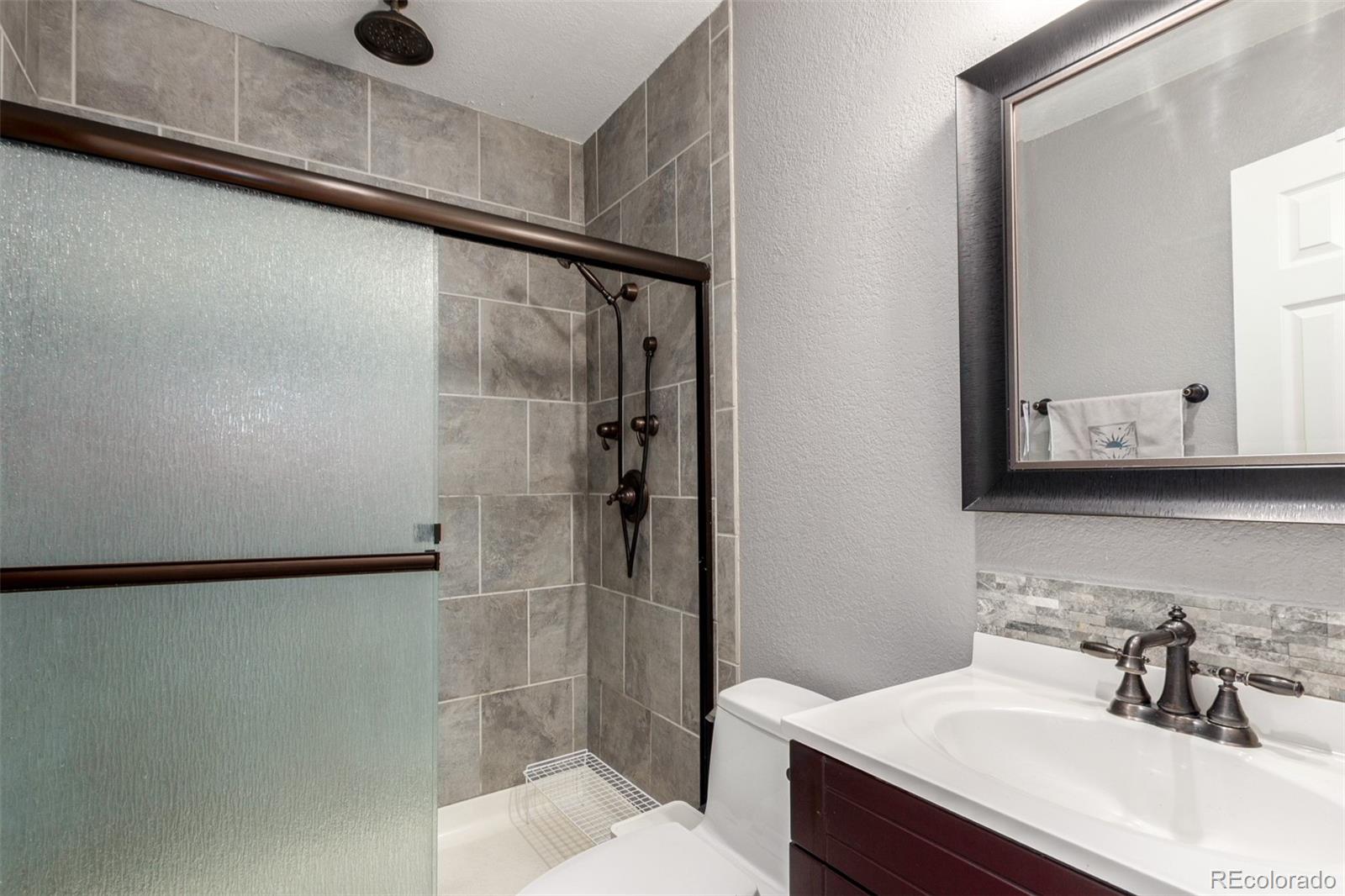 MLS Image #10 for 8360 w 87th drive d,arvada, Colorado