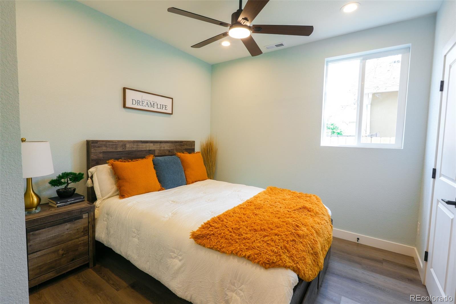 MLS Image #8 for 1450  syracuse street,denver, Colorado