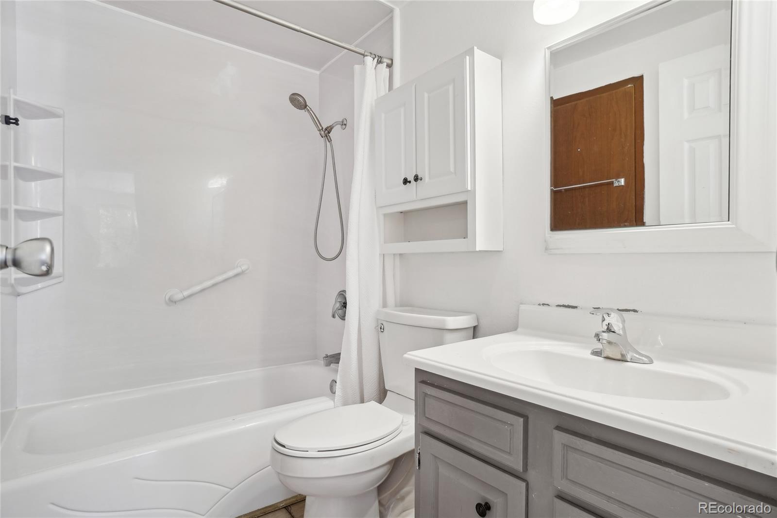 MLS Image #17 for 943  pinon court,longmont, Colorado