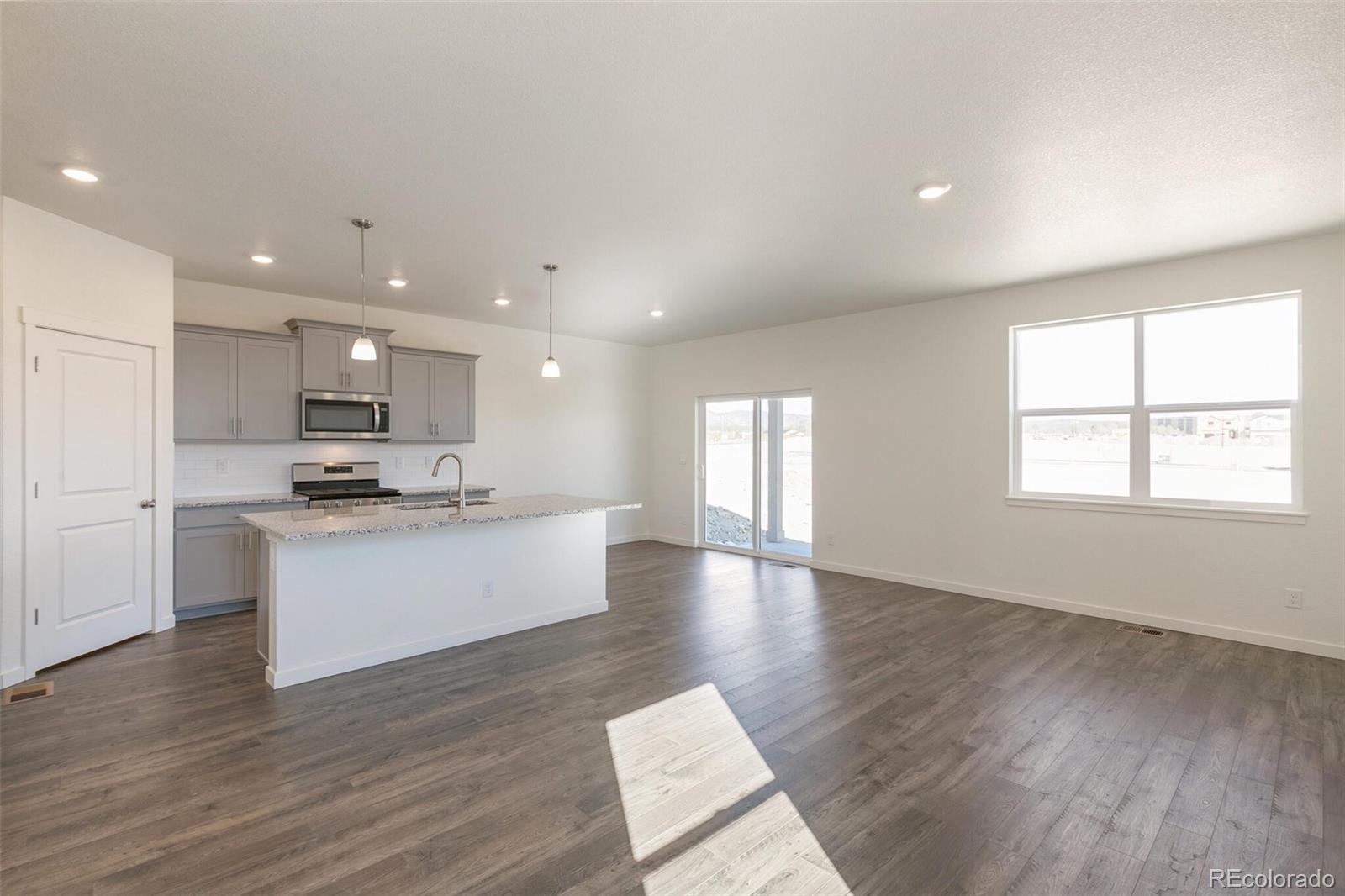 MLS Image #2 for 6737  raven ridge terrace,colorado springs, Colorado
