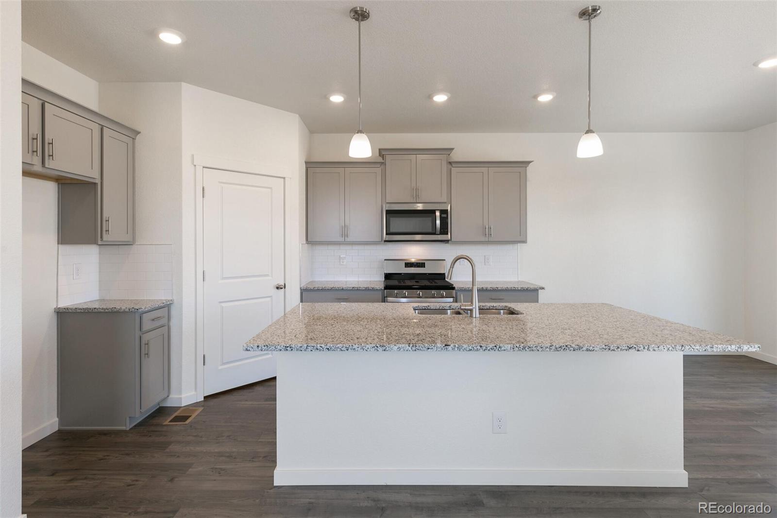MLS Image #7 for 6737  raven ridge terrace,colorado springs, Colorado