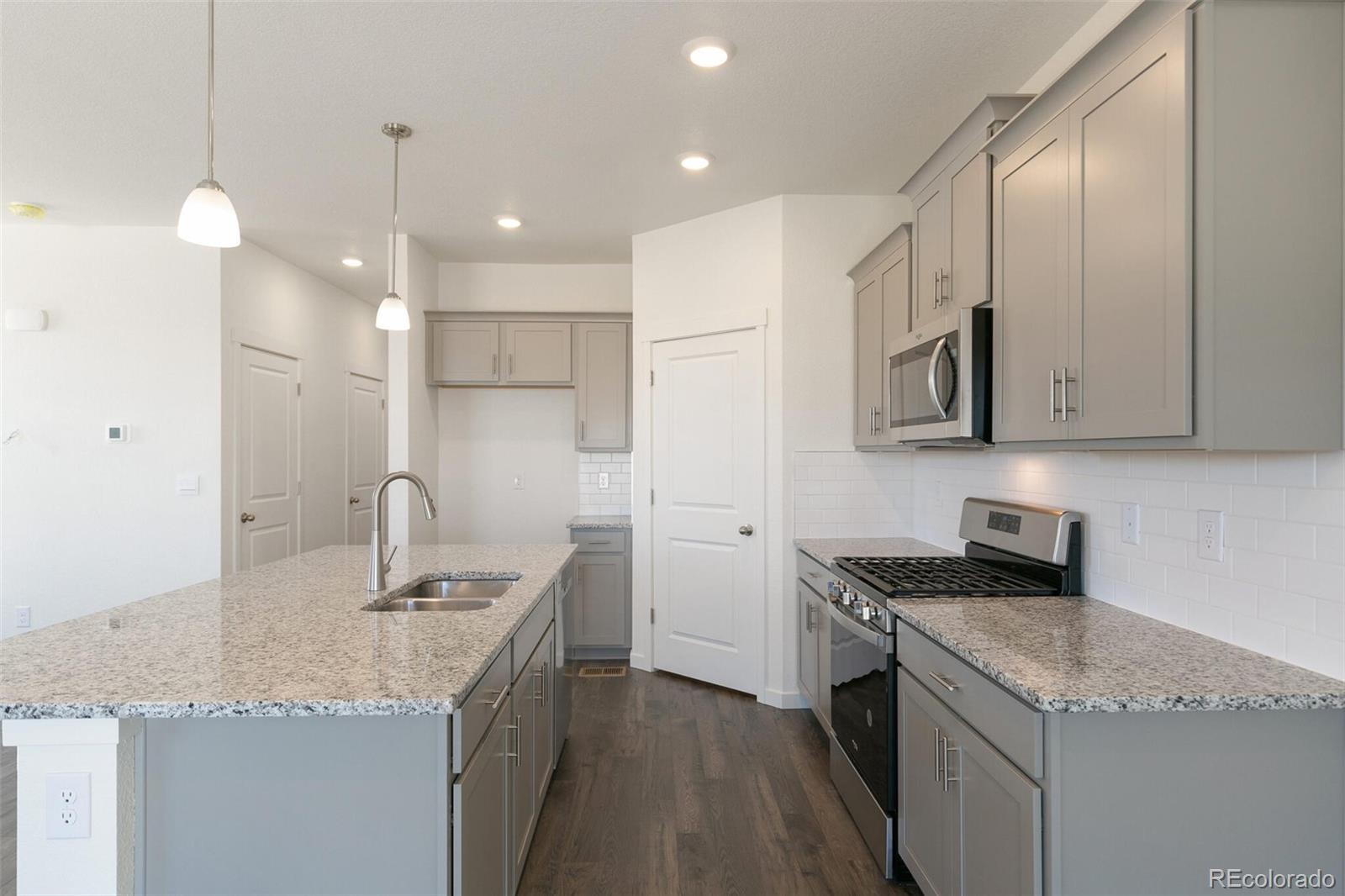 MLS Image #9 for 6737  raven ridge terrace,colorado springs, Colorado