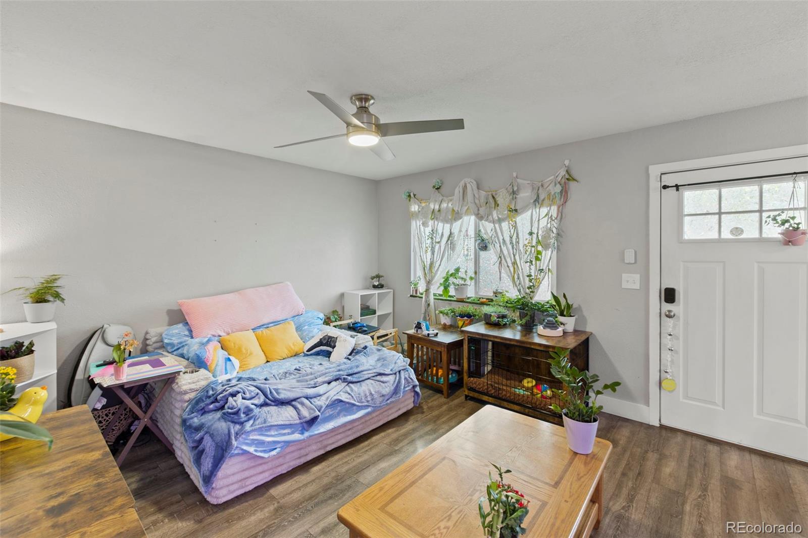 MLS Image #4 for 1944  carmel drive,colorado springs, Colorado