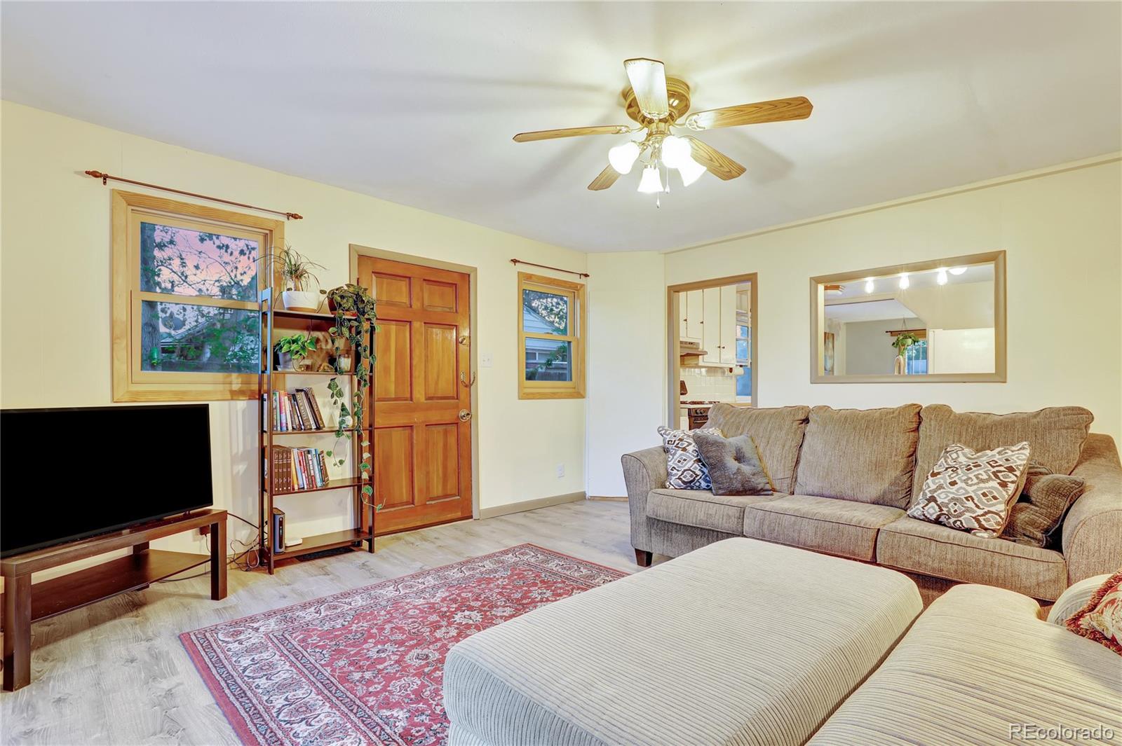 MLS Image #10 for 2666 s green court,denver, Colorado