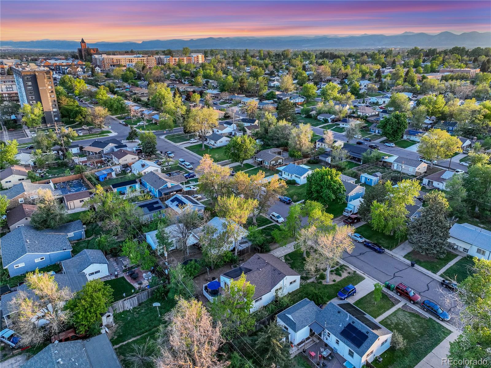 MLS Image #28 for 2666 s green court,denver, Colorado