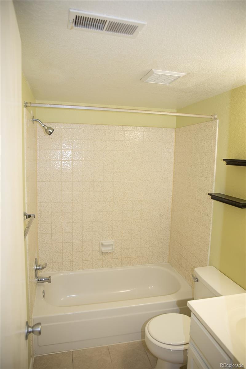 MLS Image #8 for 1261 s gilbert street 202,castle rock, Colorado