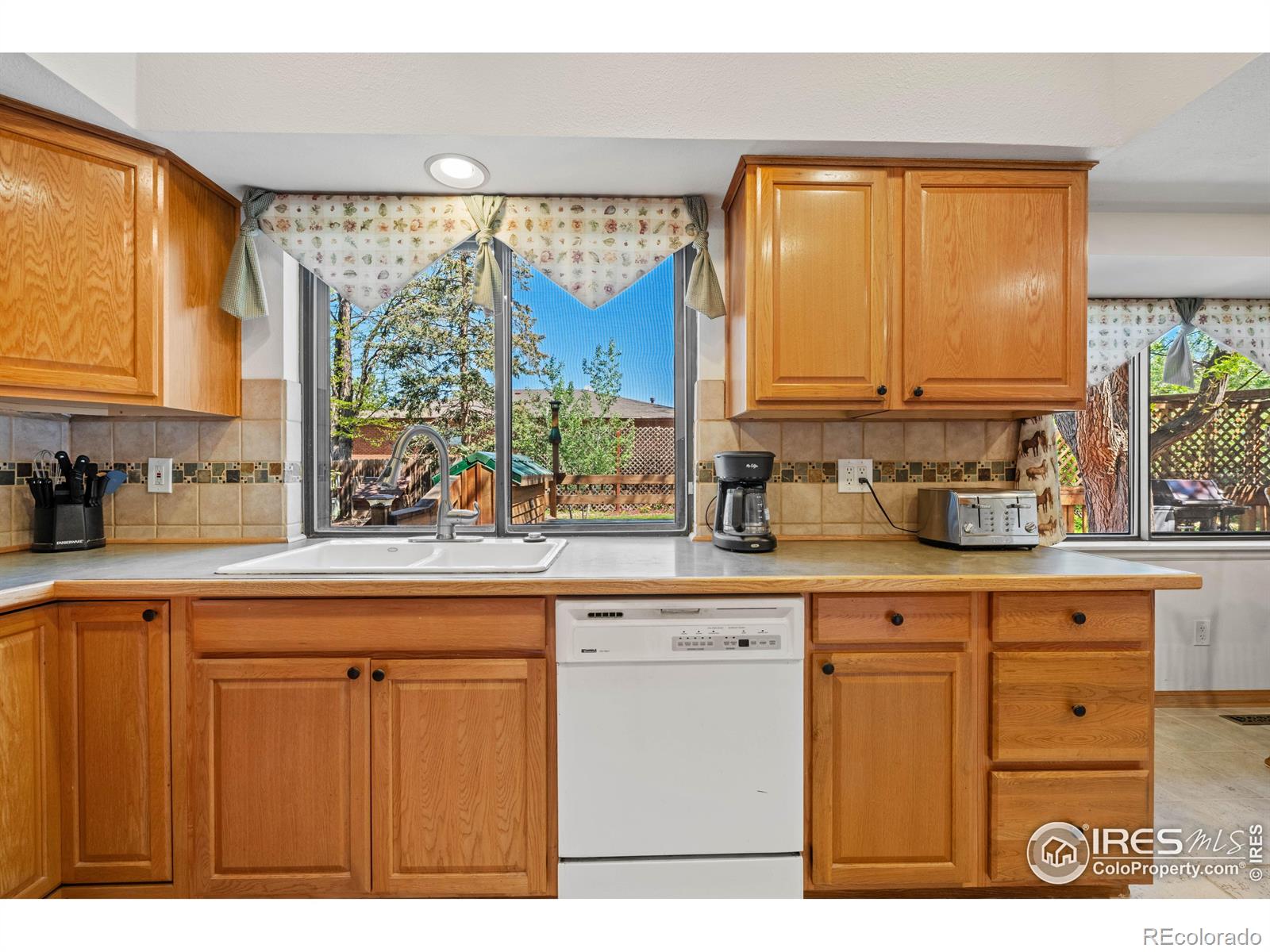 MLS Image #13 for 128  baylor drive,longmont, Colorado