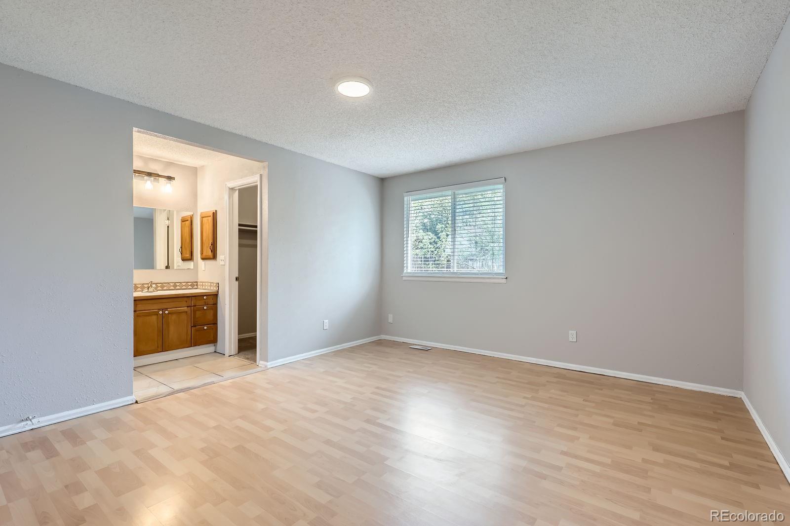 MLS Image #11 for 10723  cherry court,thornton, Colorado