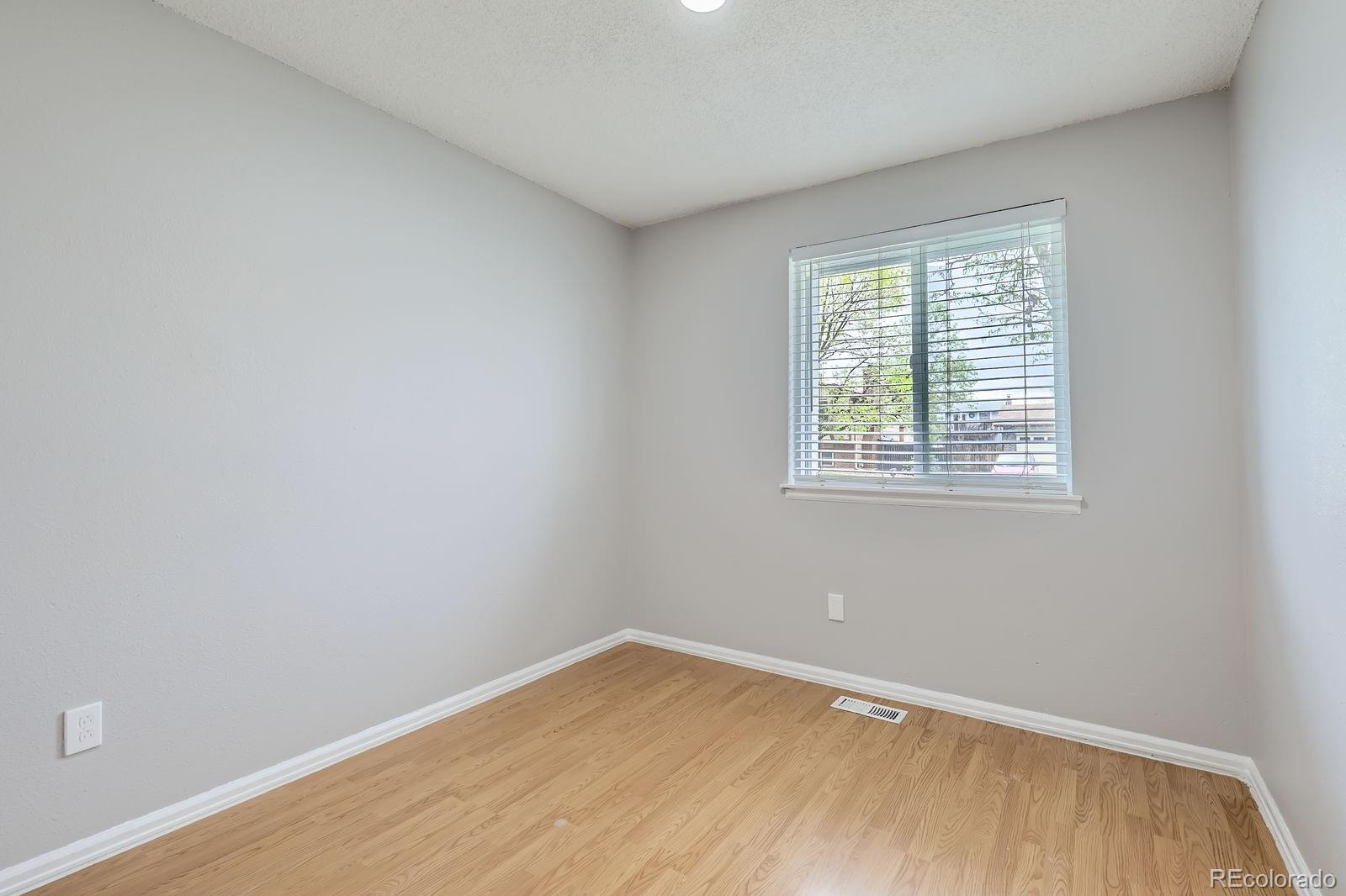 MLS Image #16 for 10723  cherry court,thornton, Colorado
