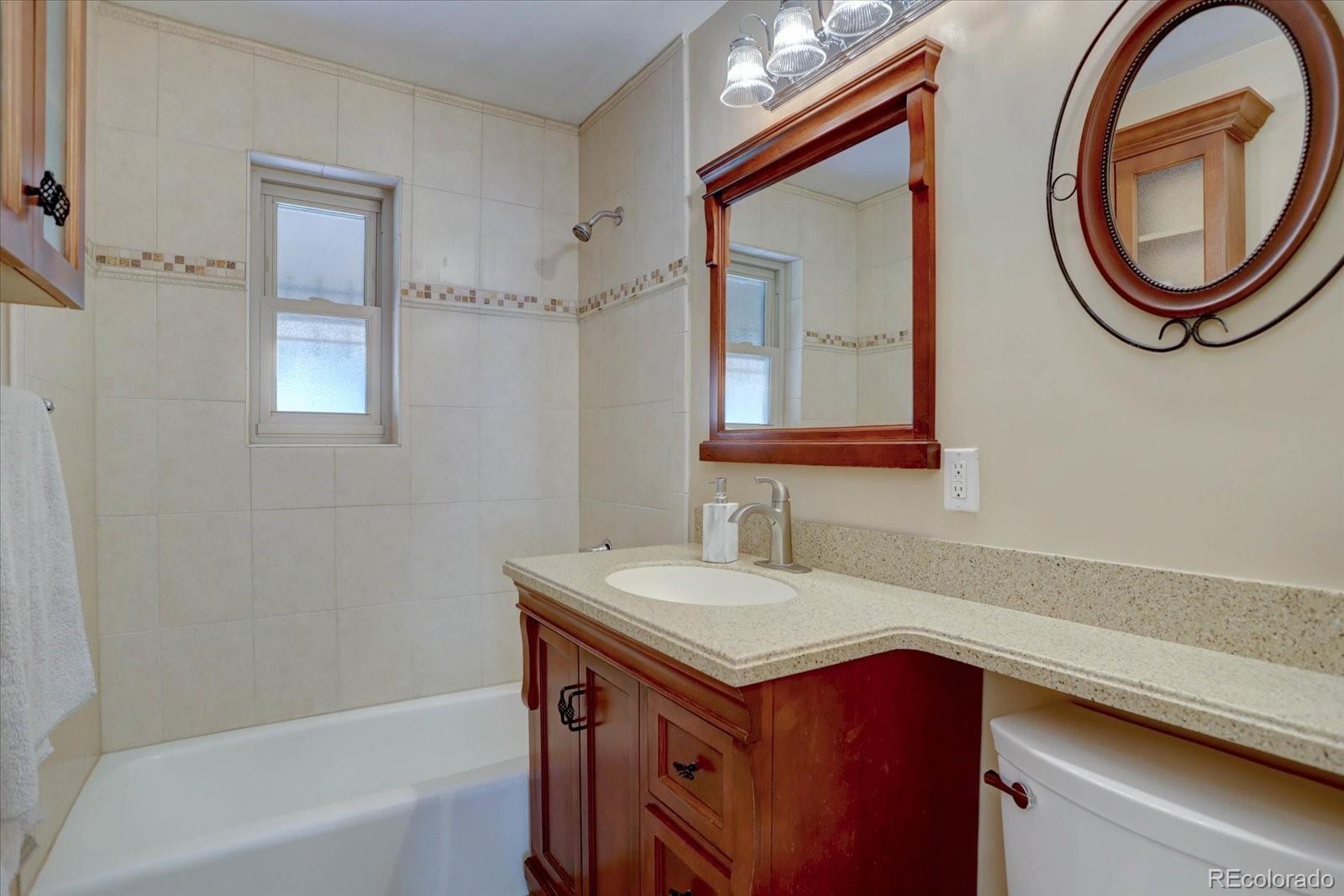 MLS Image #16 for 782  holly street,denver, Colorado