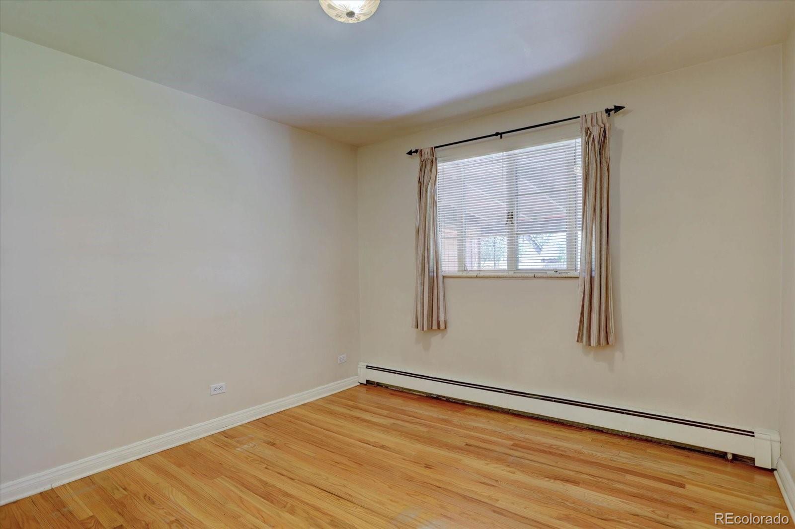 MLS Image #17 for 782  holly street,denver, Colorado