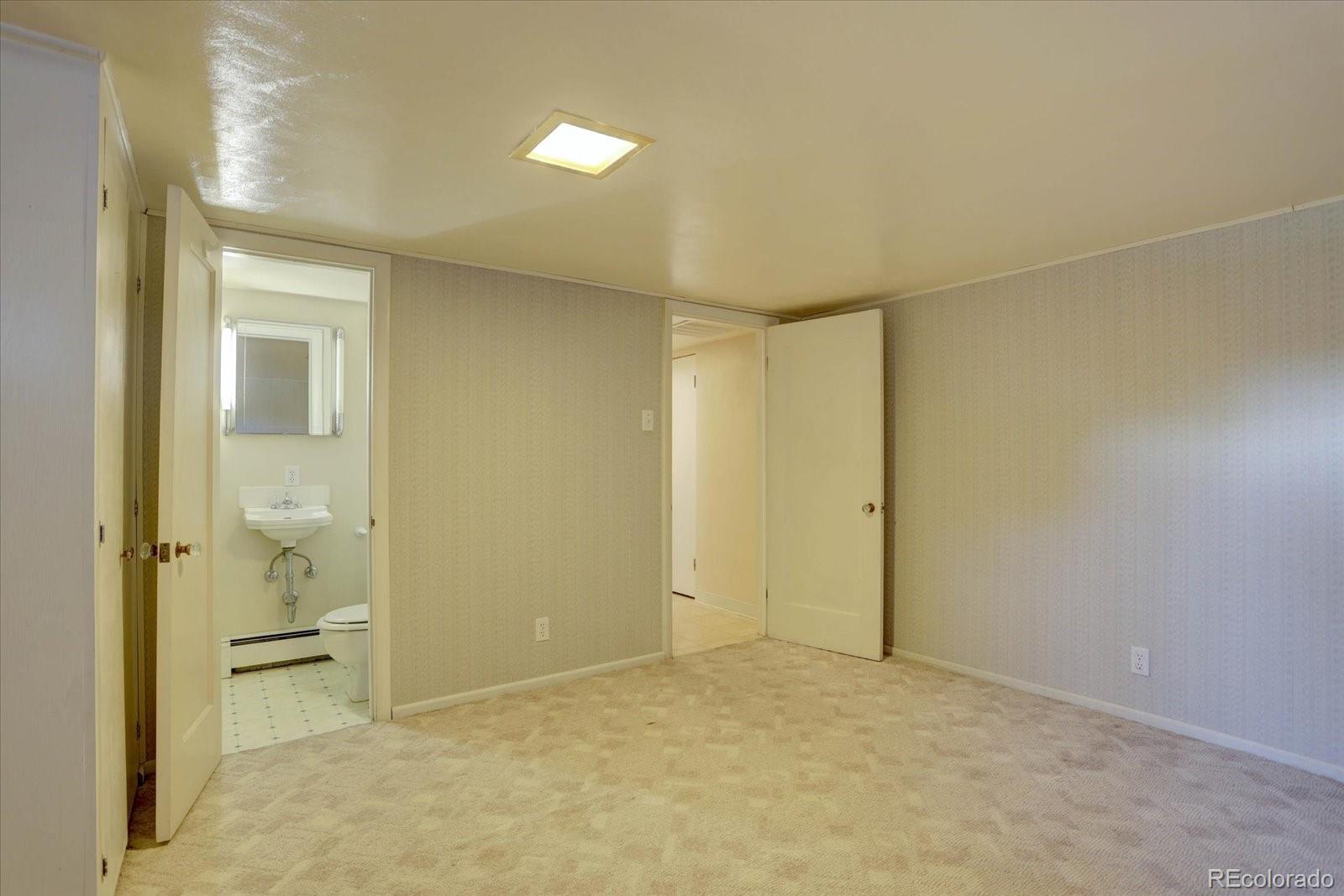 MLS Image #20 for 782  holly street,denver, Colorado