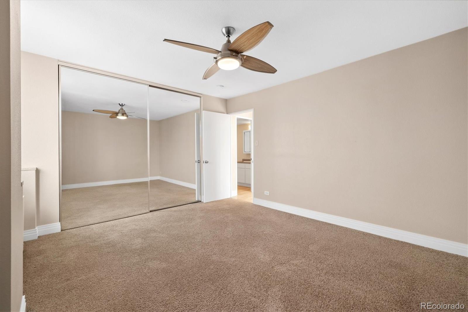 MLS Image #15 for 1196 n grant street 501,denver, Colorado