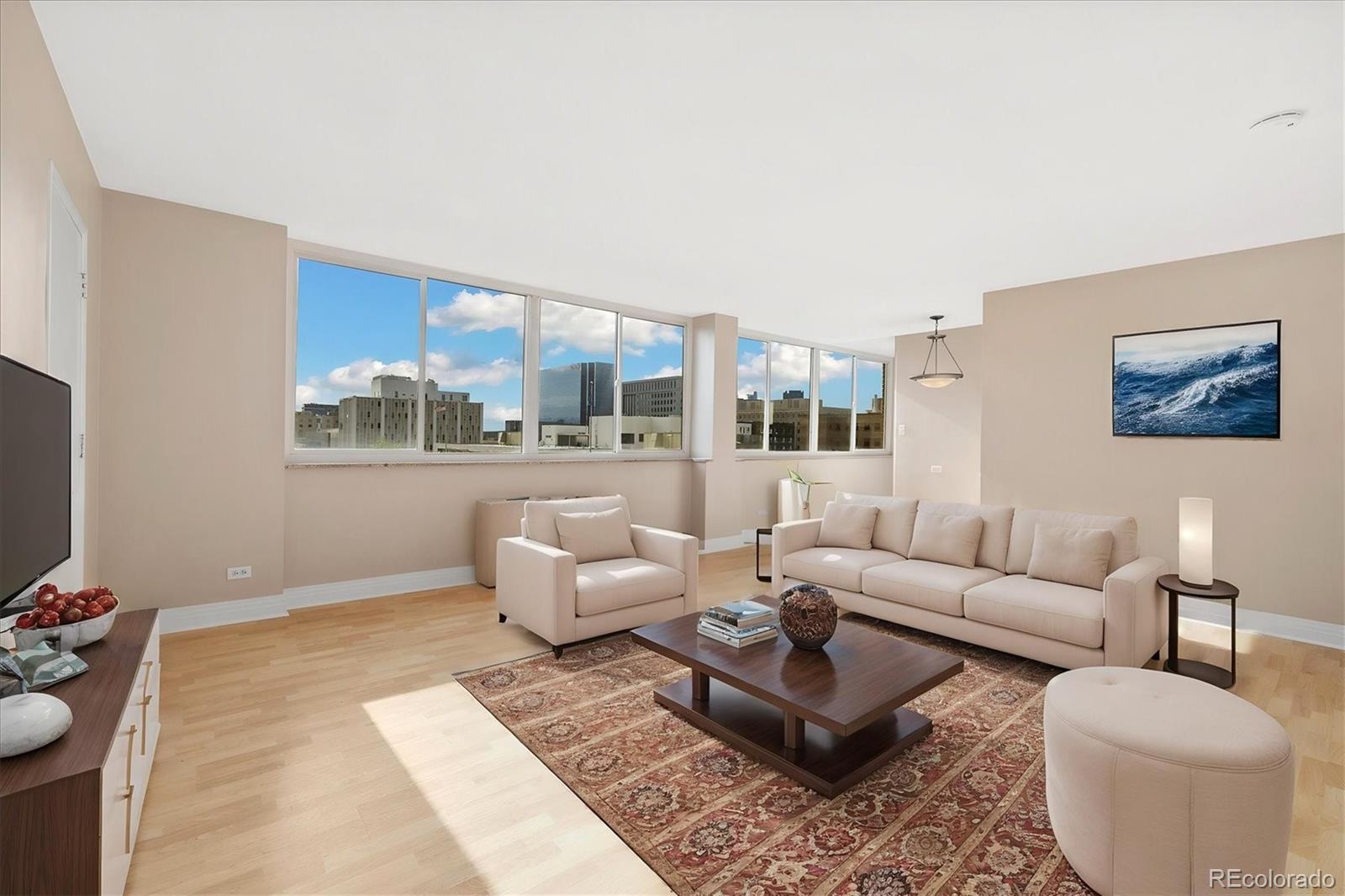 MLS Image #4 for 1196 n grant street 501,denver, Colorado