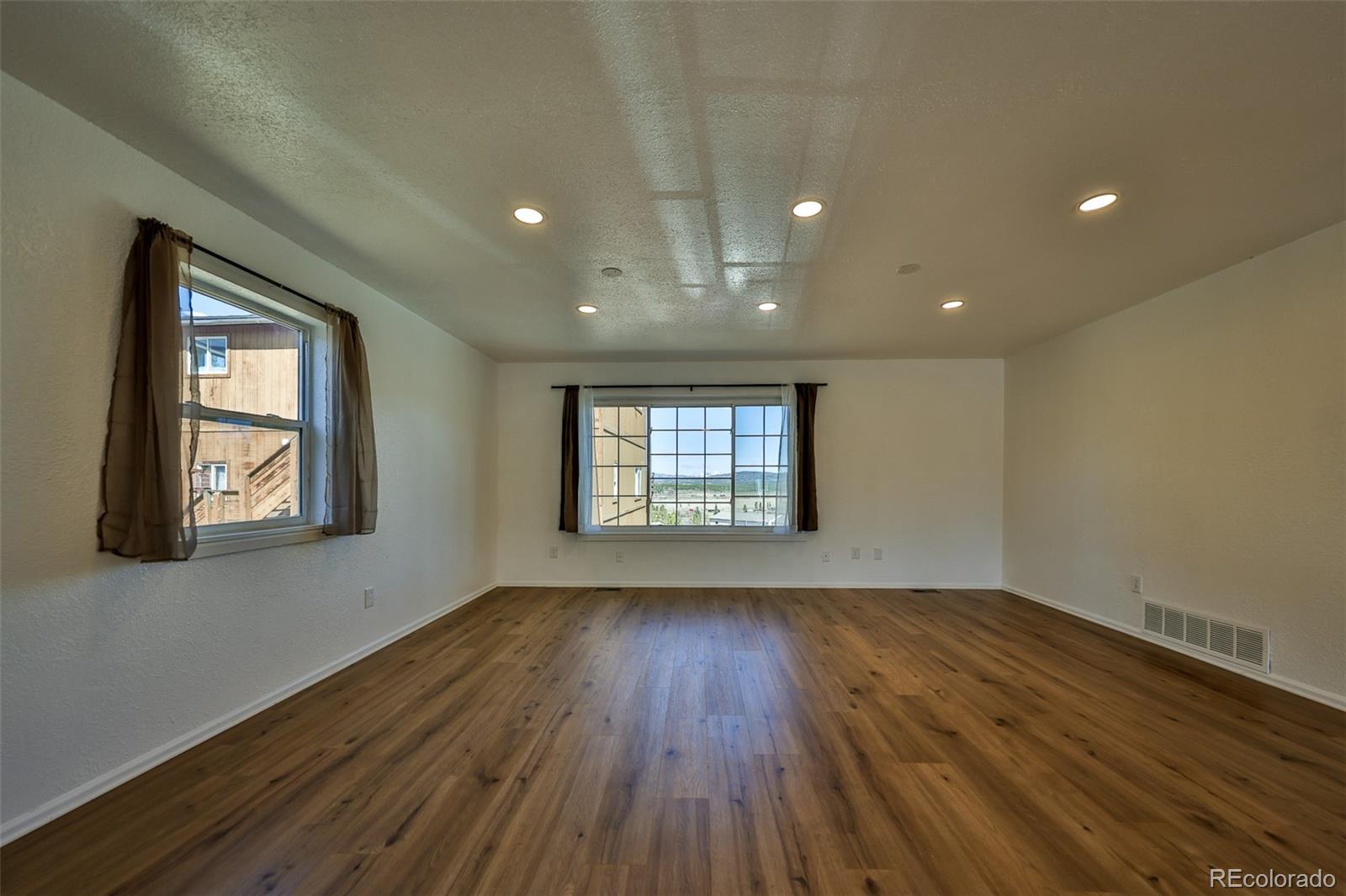 MLS Image #5 for 804  wapiti drive,fraser, Colorado