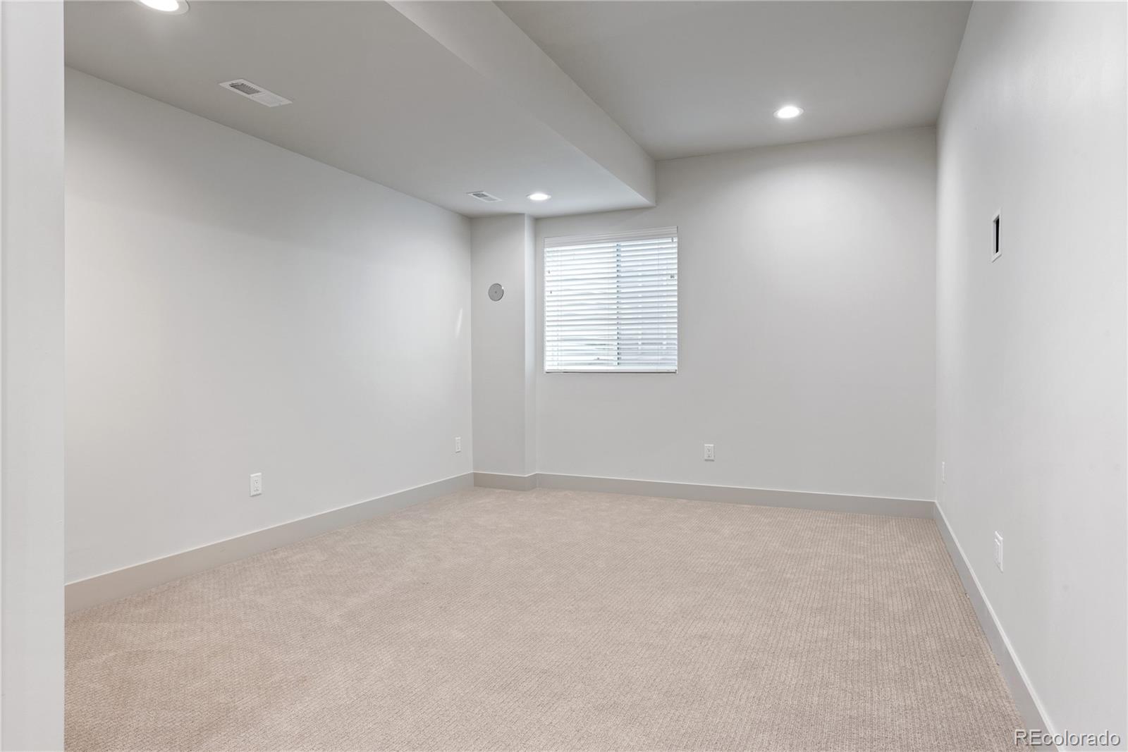 MLS Image #36 for 1308  stuart street,denver, Colorado