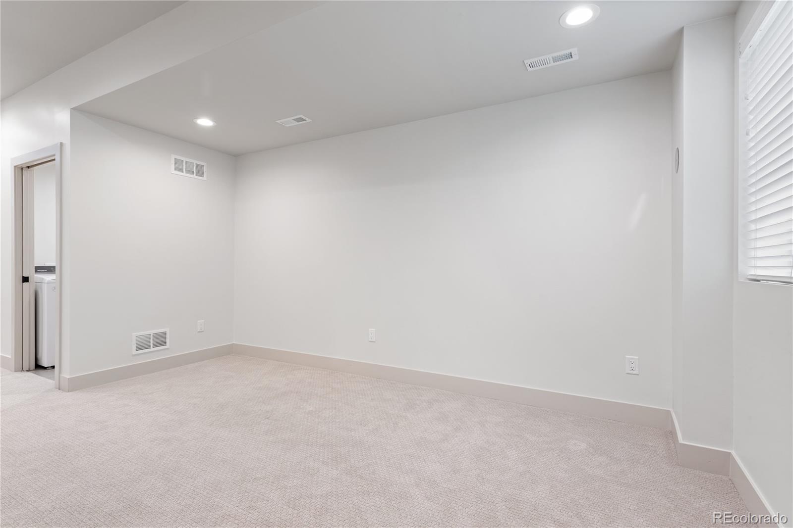 MLS Image #37 for 1308  stuart street,denver, Colorado