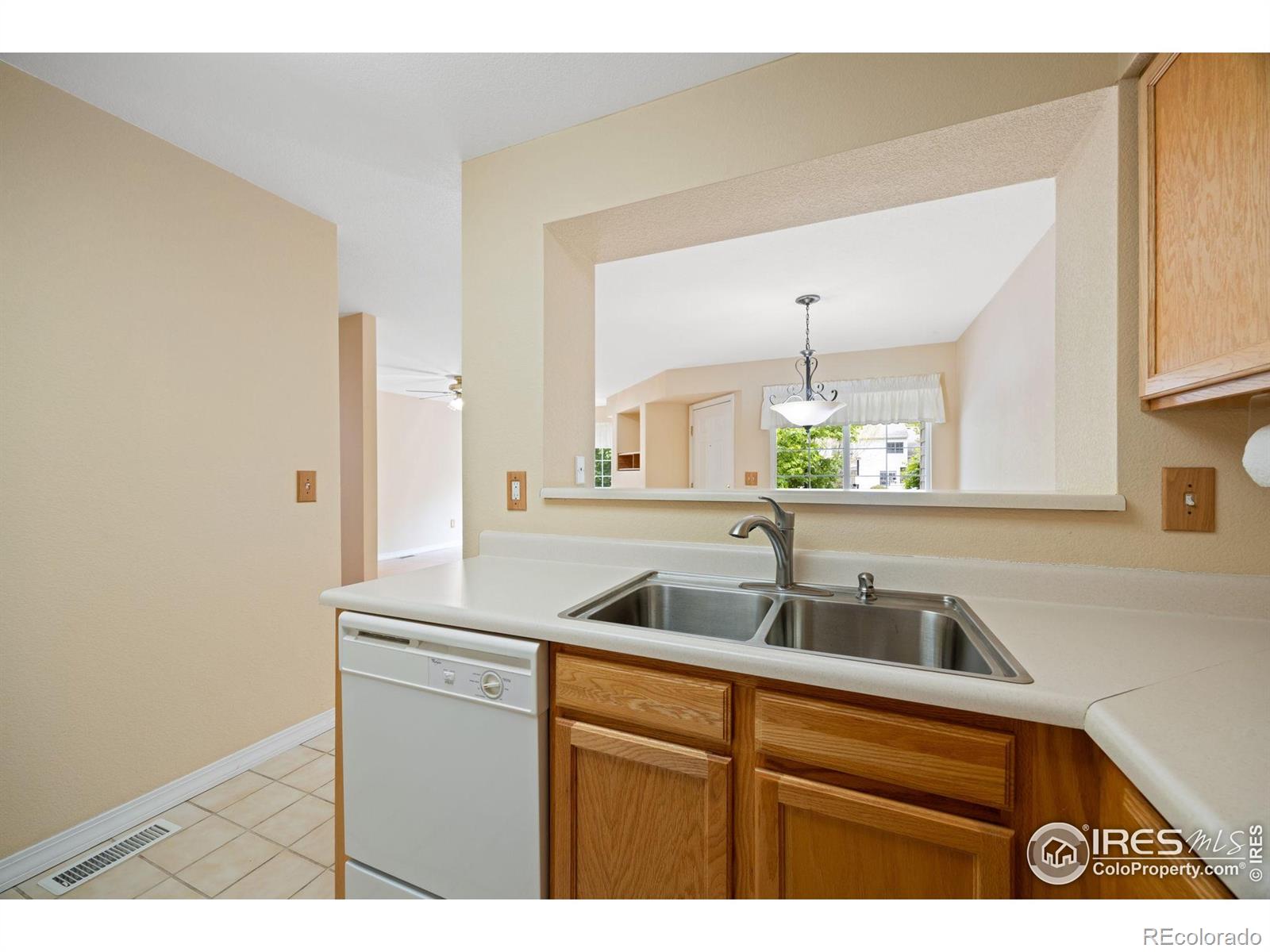 MLS Image #11 for 1419  red mountain drive,longmont, Colorado