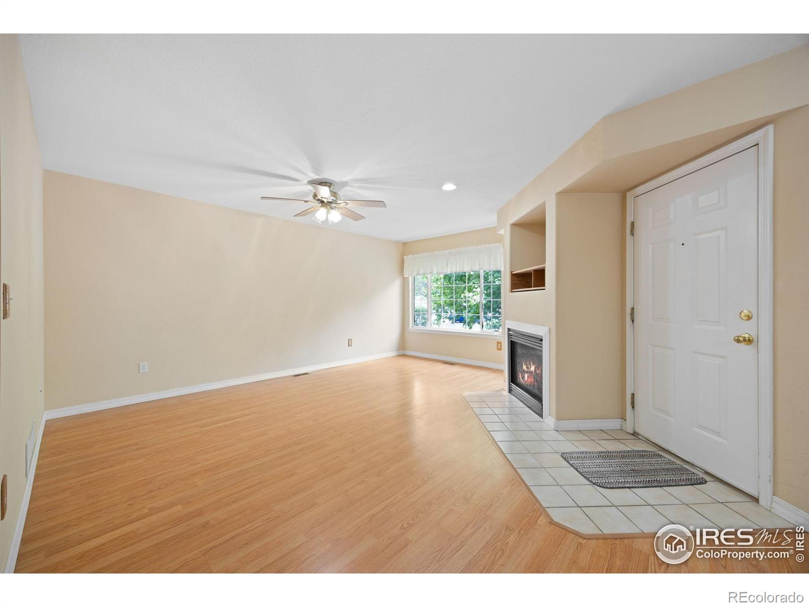 MLS Image #4 for 1419  red mountain drive,longmont, Colorado