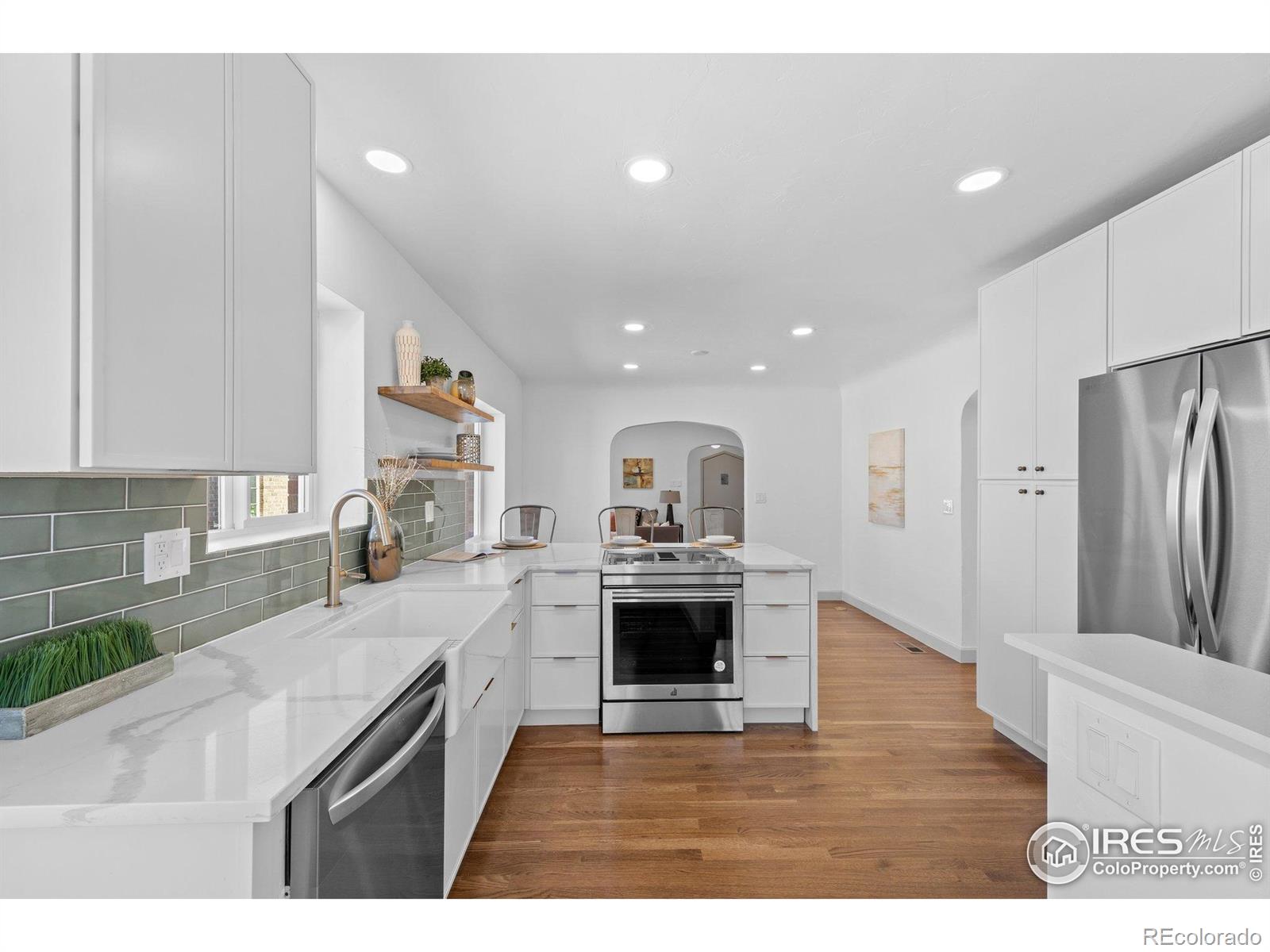 MLS Image #14 for 1467  clermont street,denver, Colorado