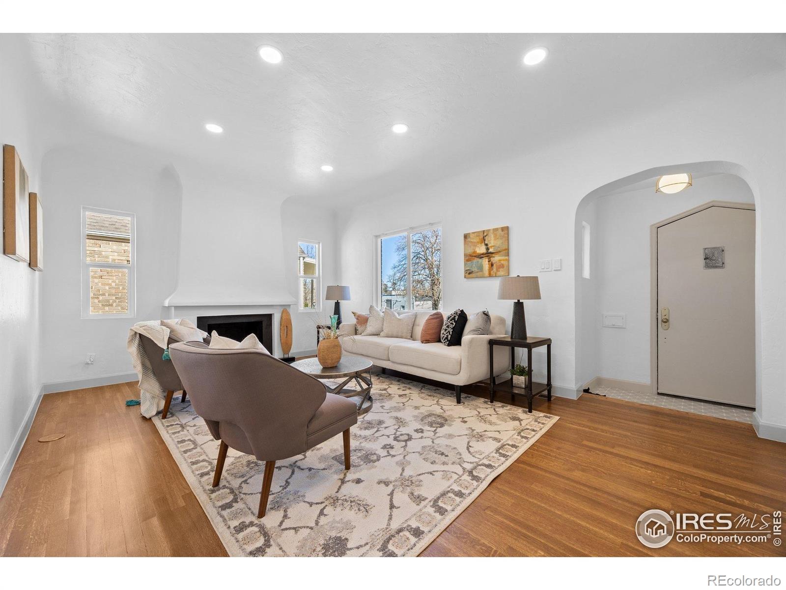 MLS Image #5 for 1467  clermont street,denver, Colorado
