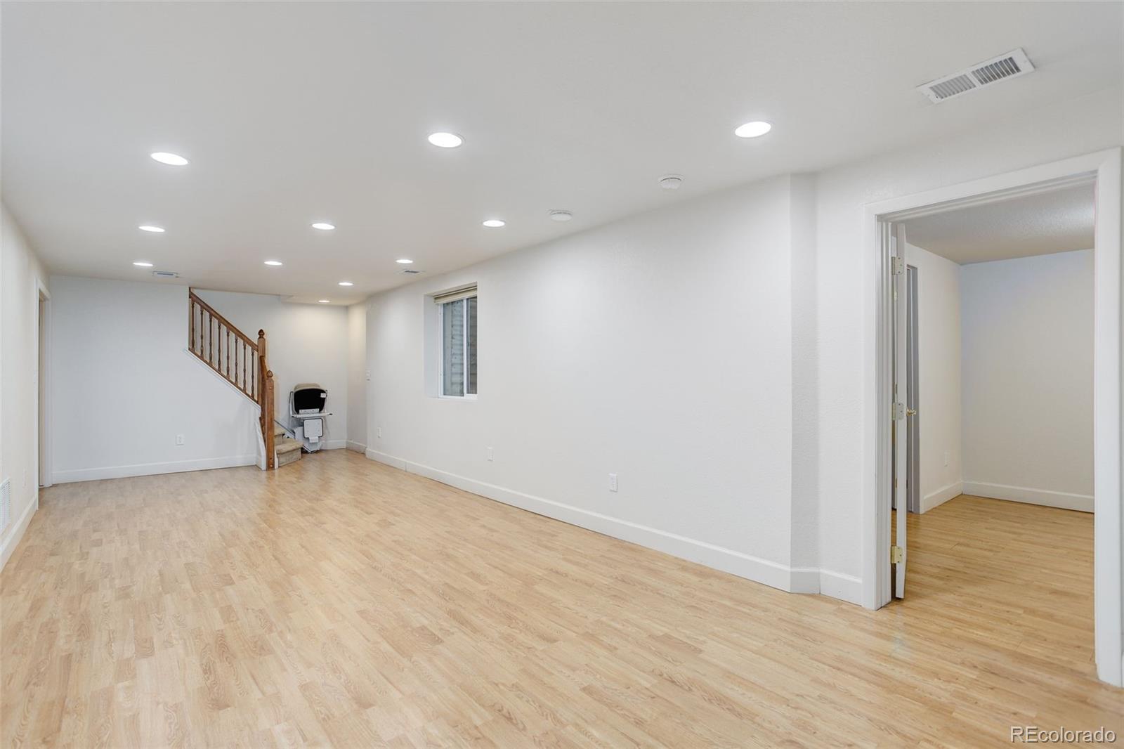MLS Image #14 for 3026 s alton court,denver, Colorado
