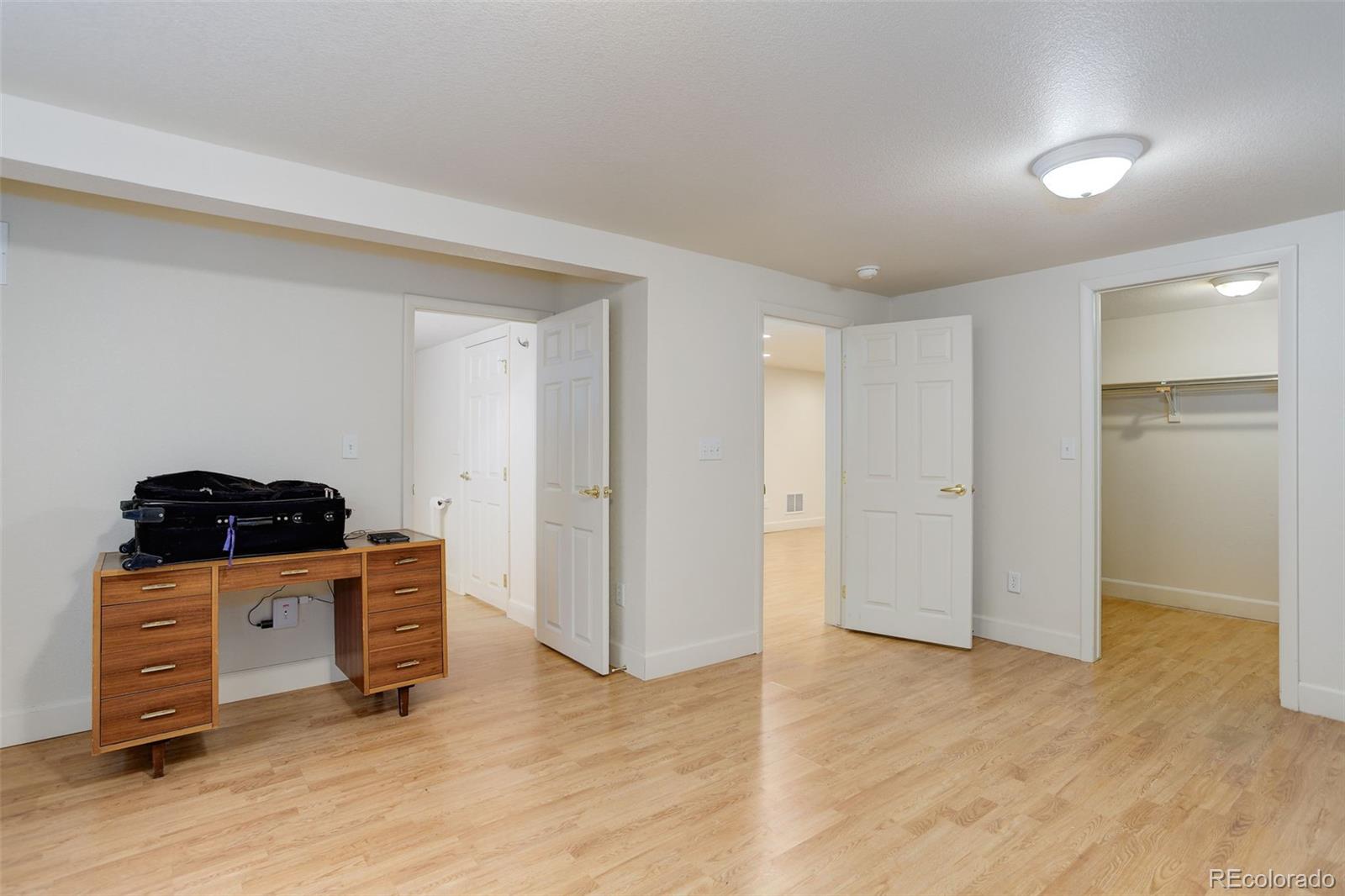 MLS Image #16 for 3026 s alton court,denver, Colorado