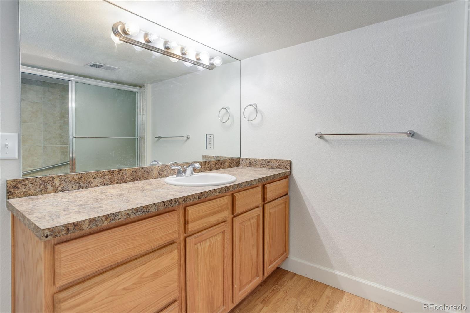 MLS Image #19 for 3026 s alton court,denver, Colorado