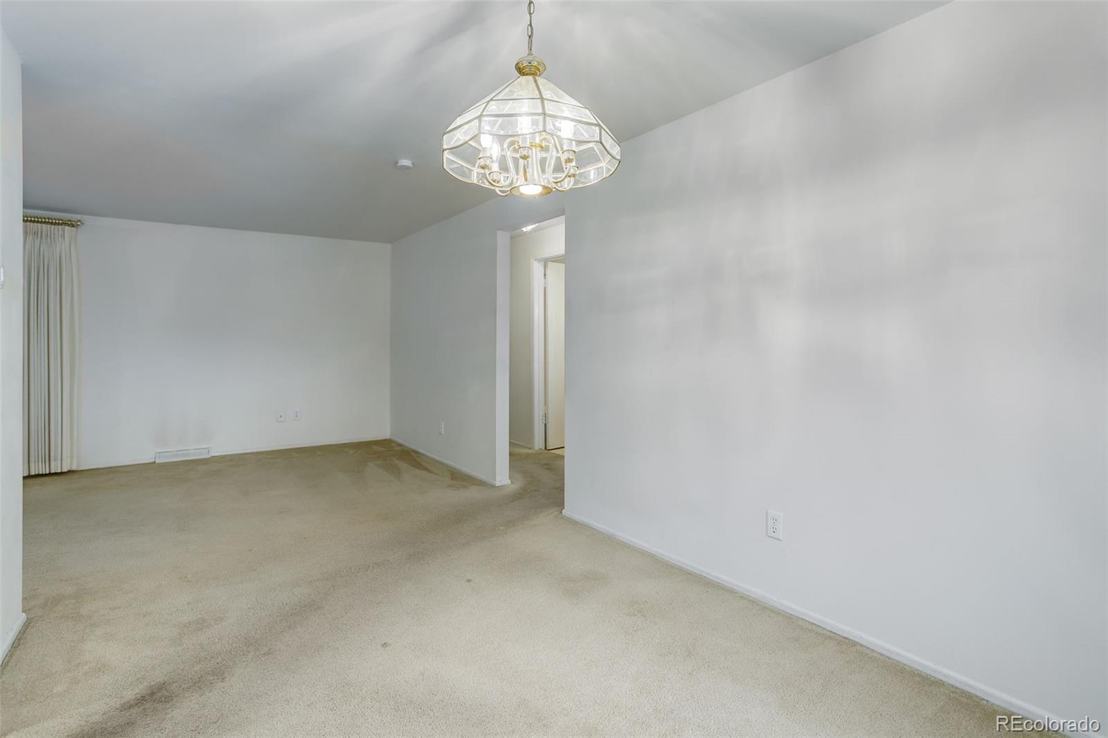 MLS Image #23 for 3026 s alton court,denver, Colorado