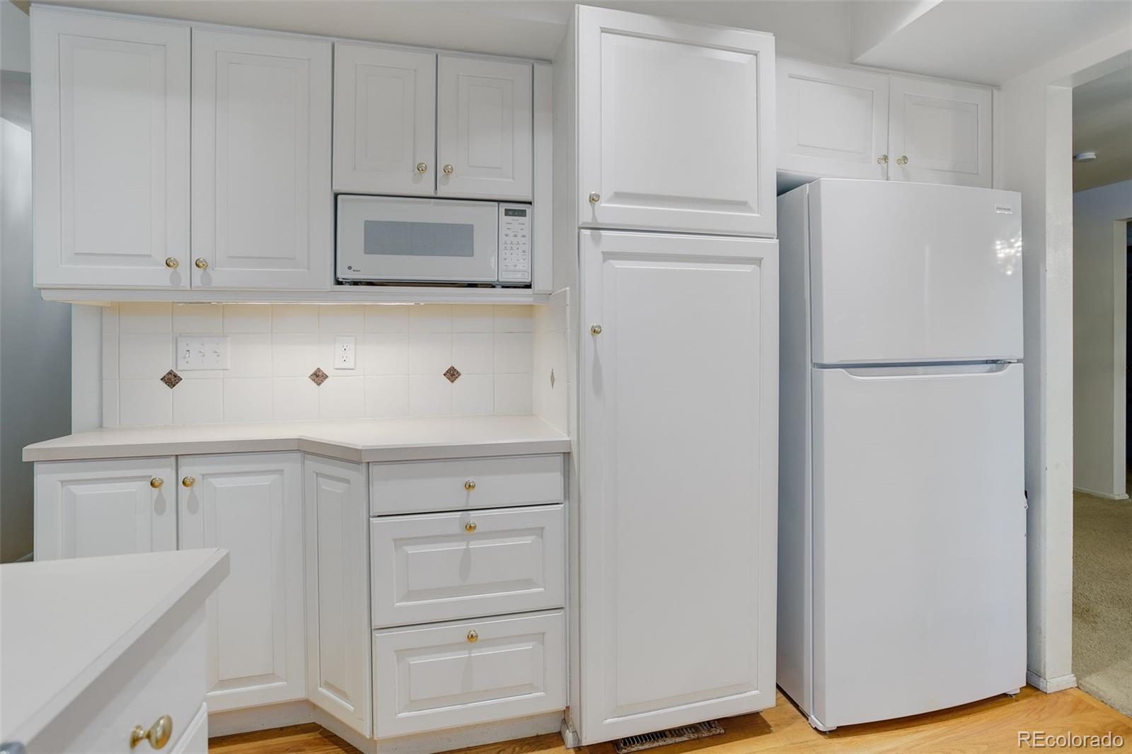 MLS Image #5 for 3026 s alton court,denver, Colorado